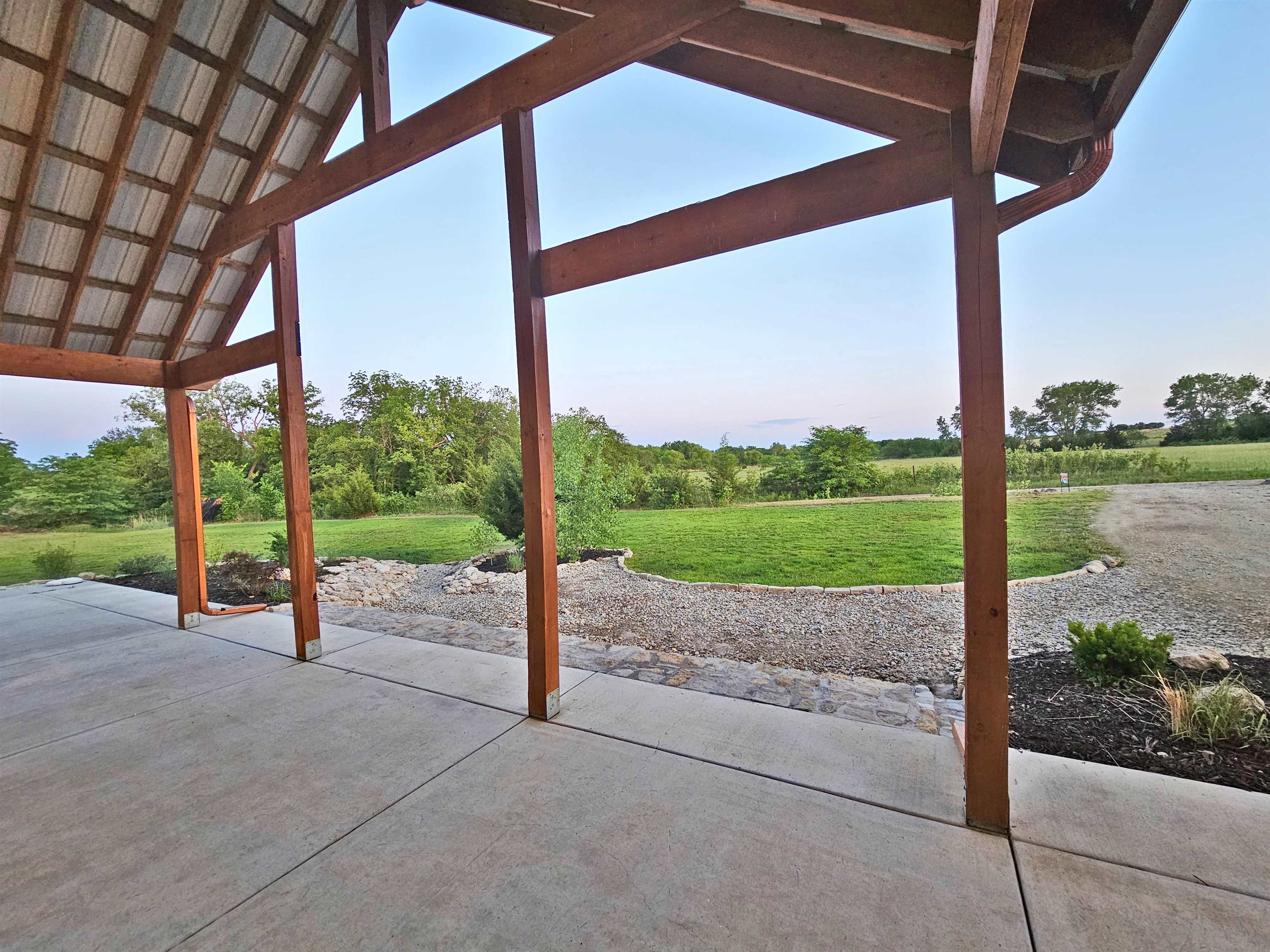 2486 180th Property Photo 7