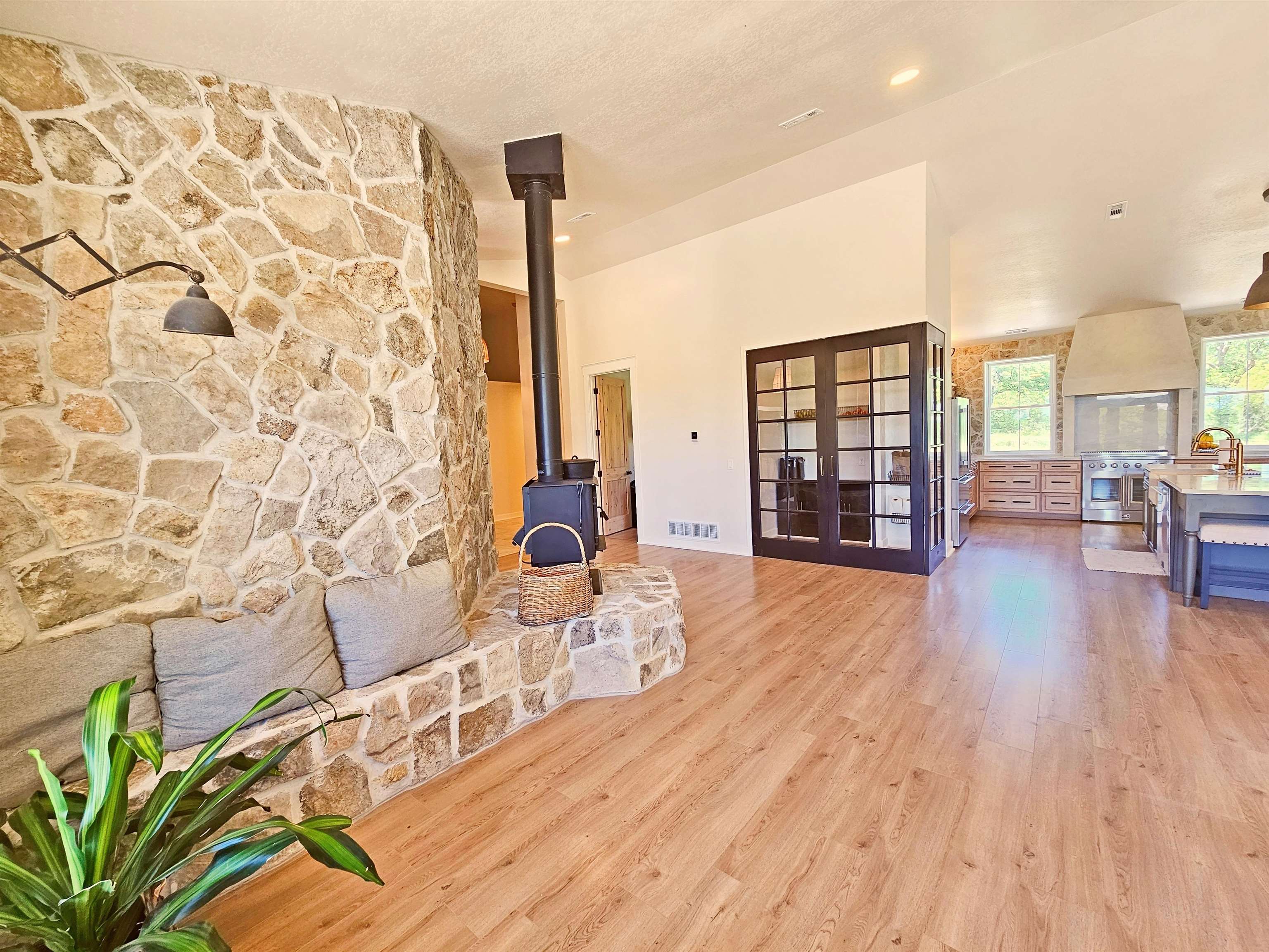 2486 180th Property Photo 15