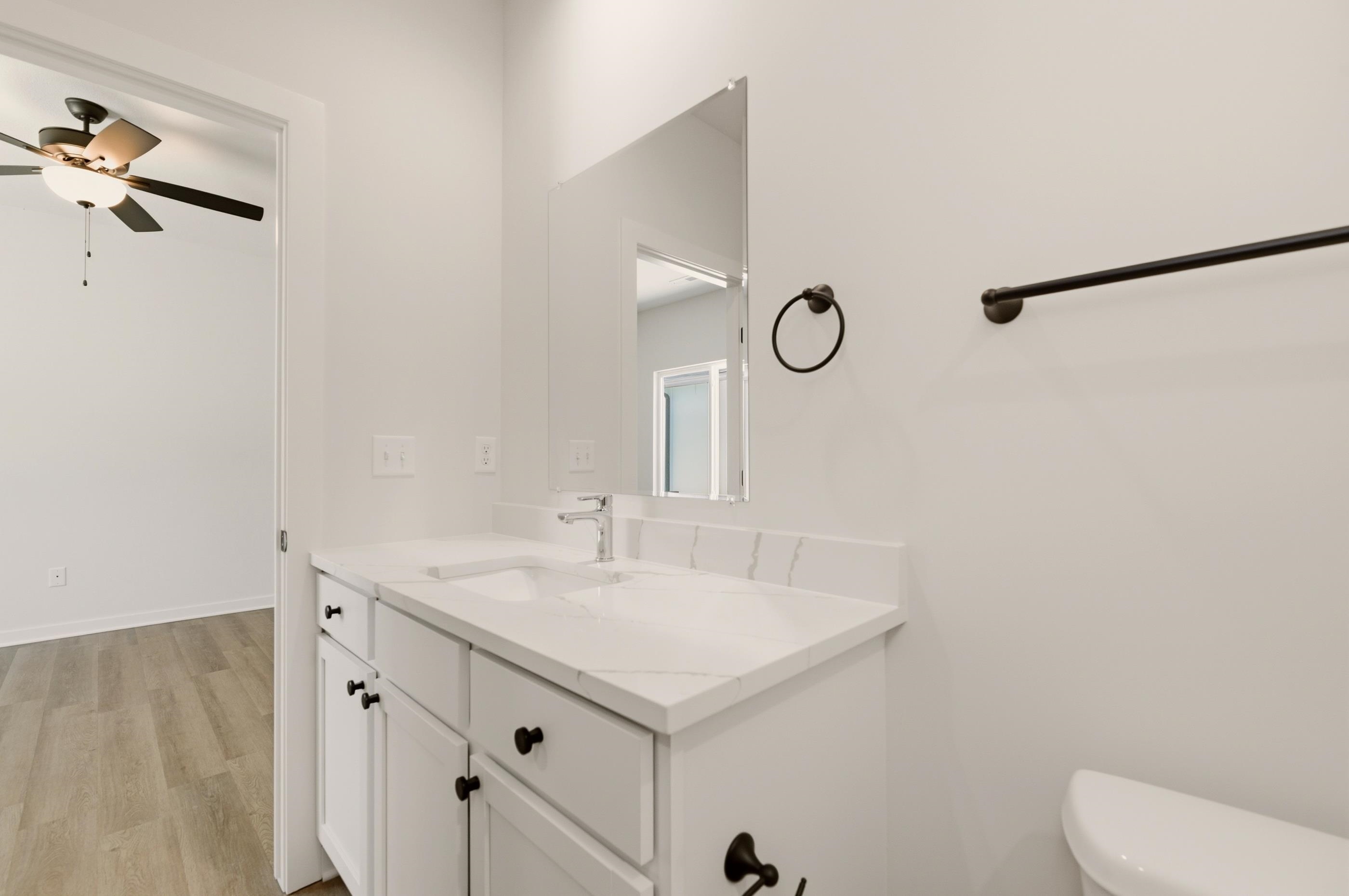 3420 E Thunder Property Photo 25
