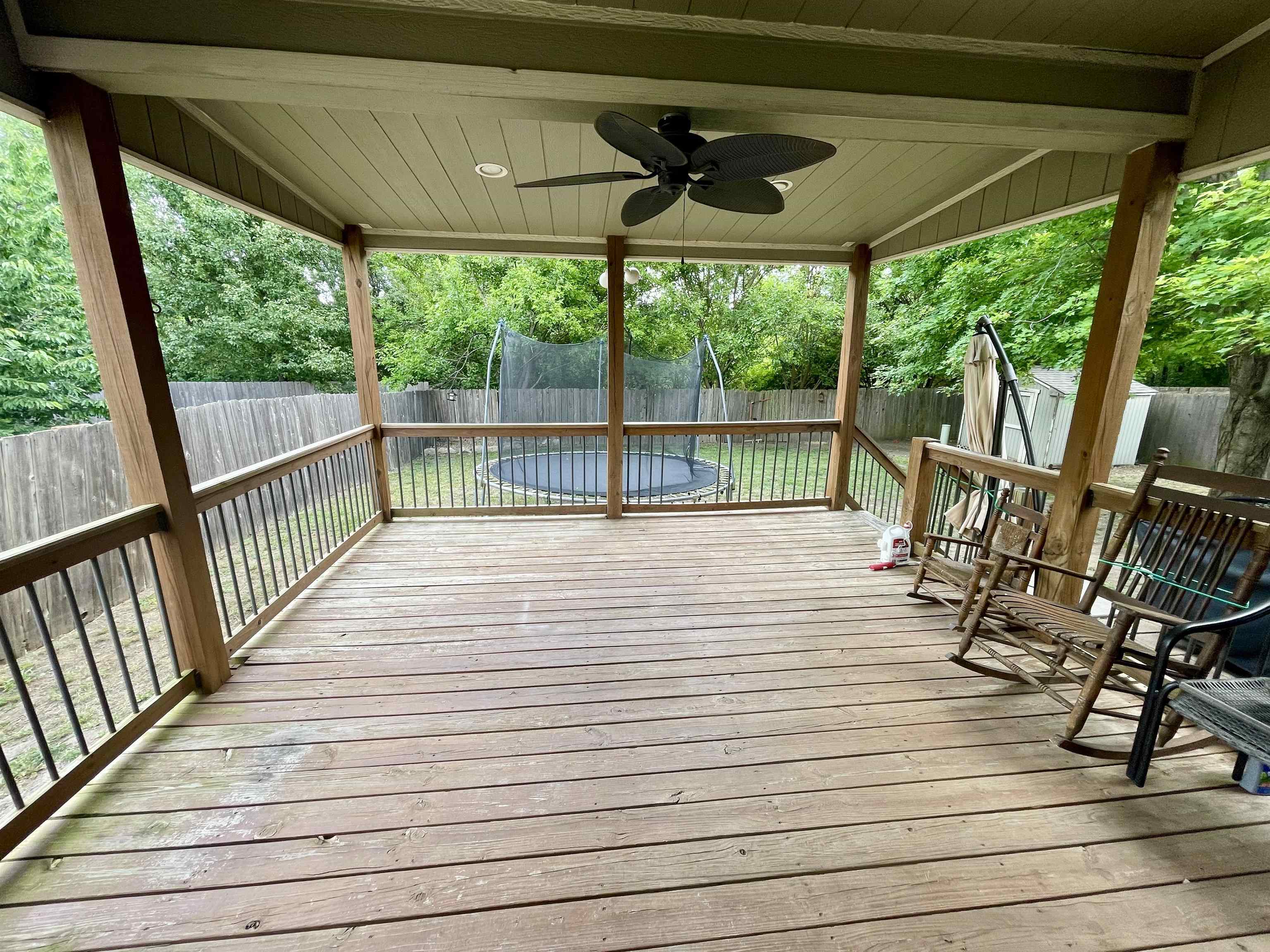 2922 S West Parkway Property Photo 27