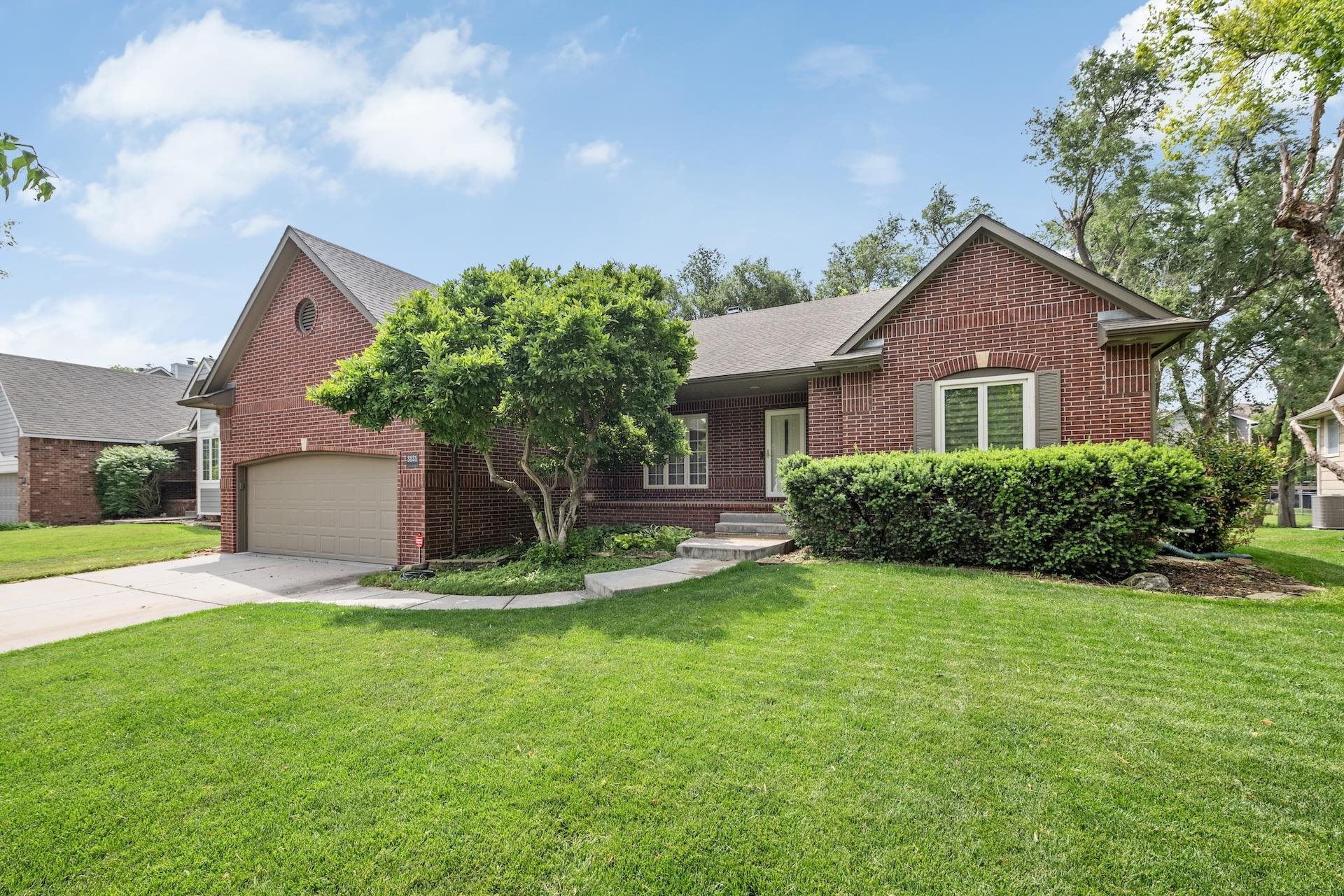 3131 N Forest Lakes Ct Property Photo 1