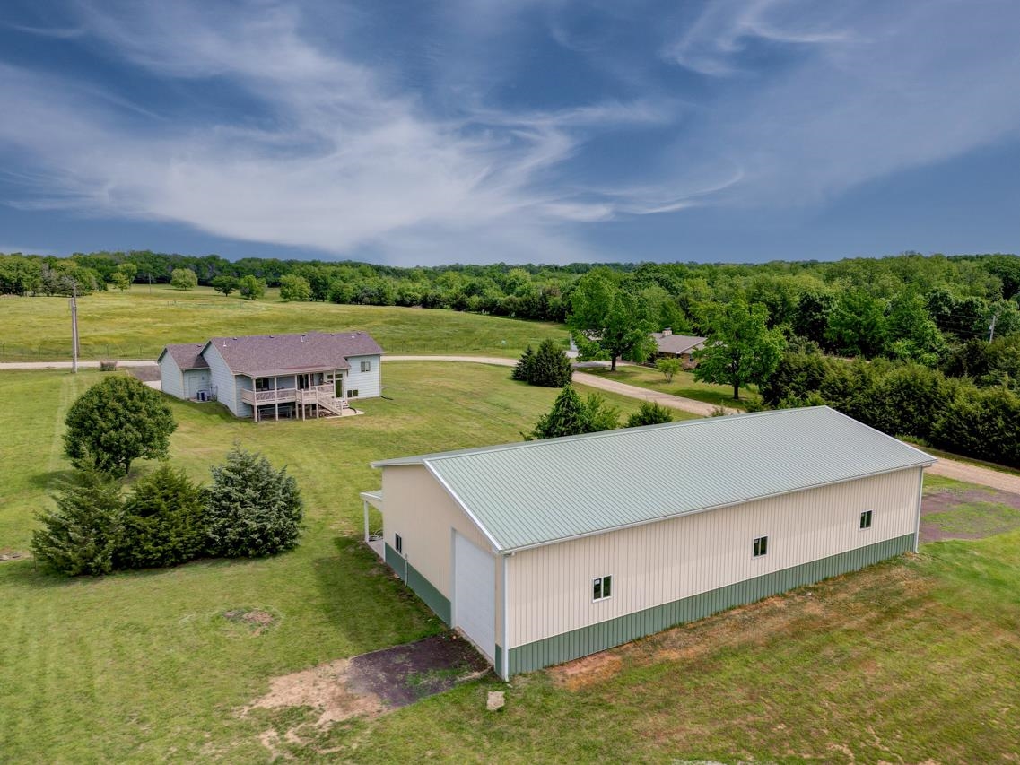 10307 Quail Ln Property Photo 10