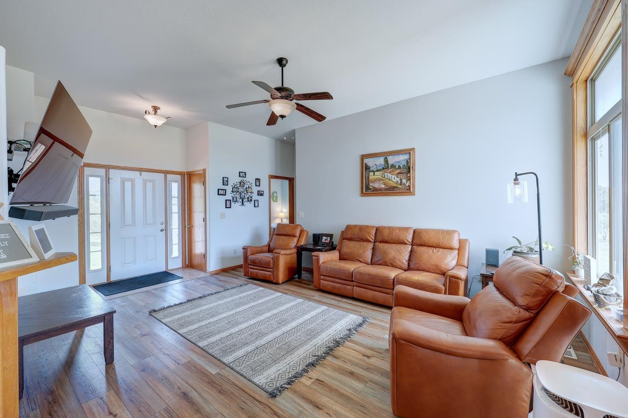 10307 Quail Ln Property Photo 11