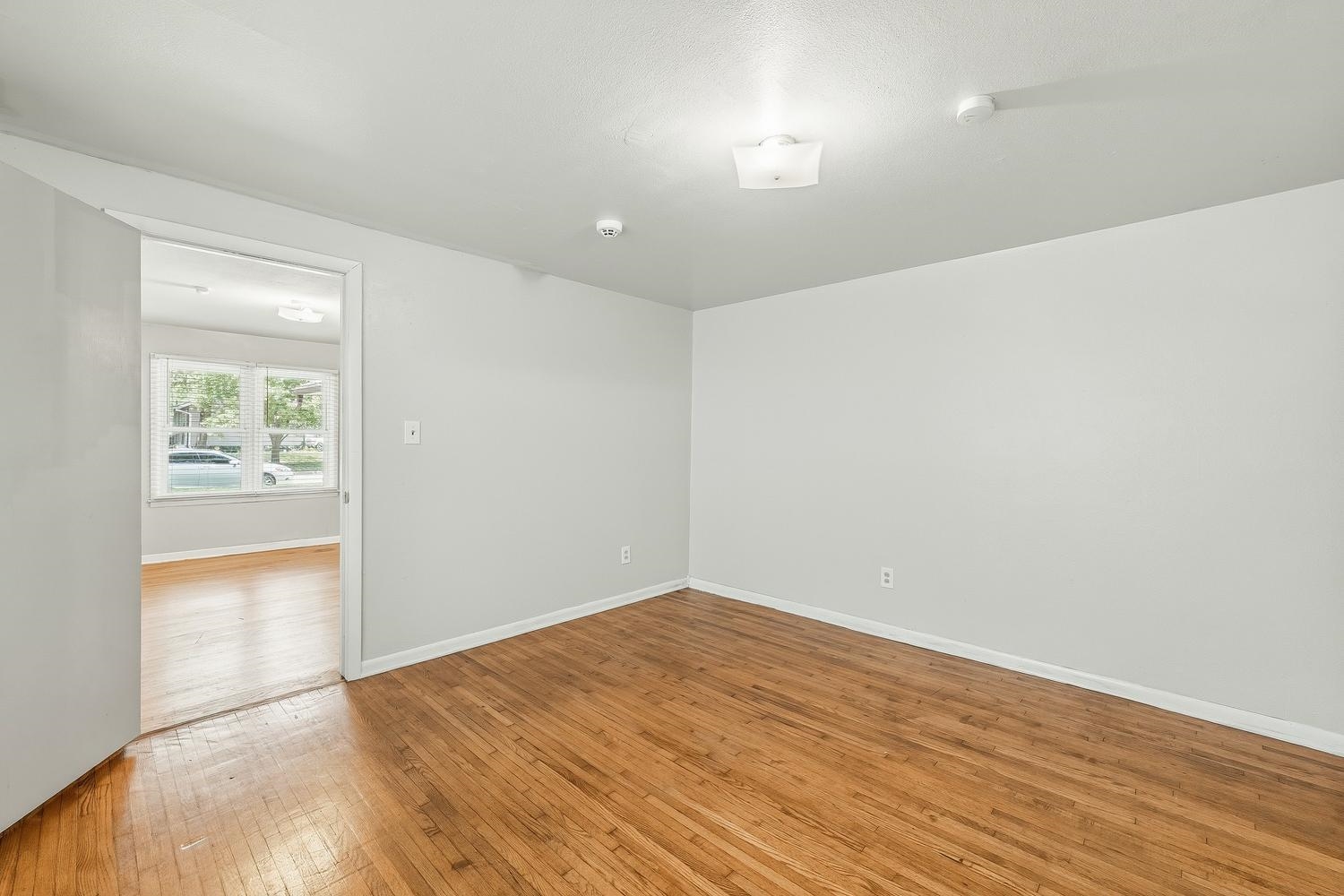 1702 S Greenwood Ave Property Photo 10