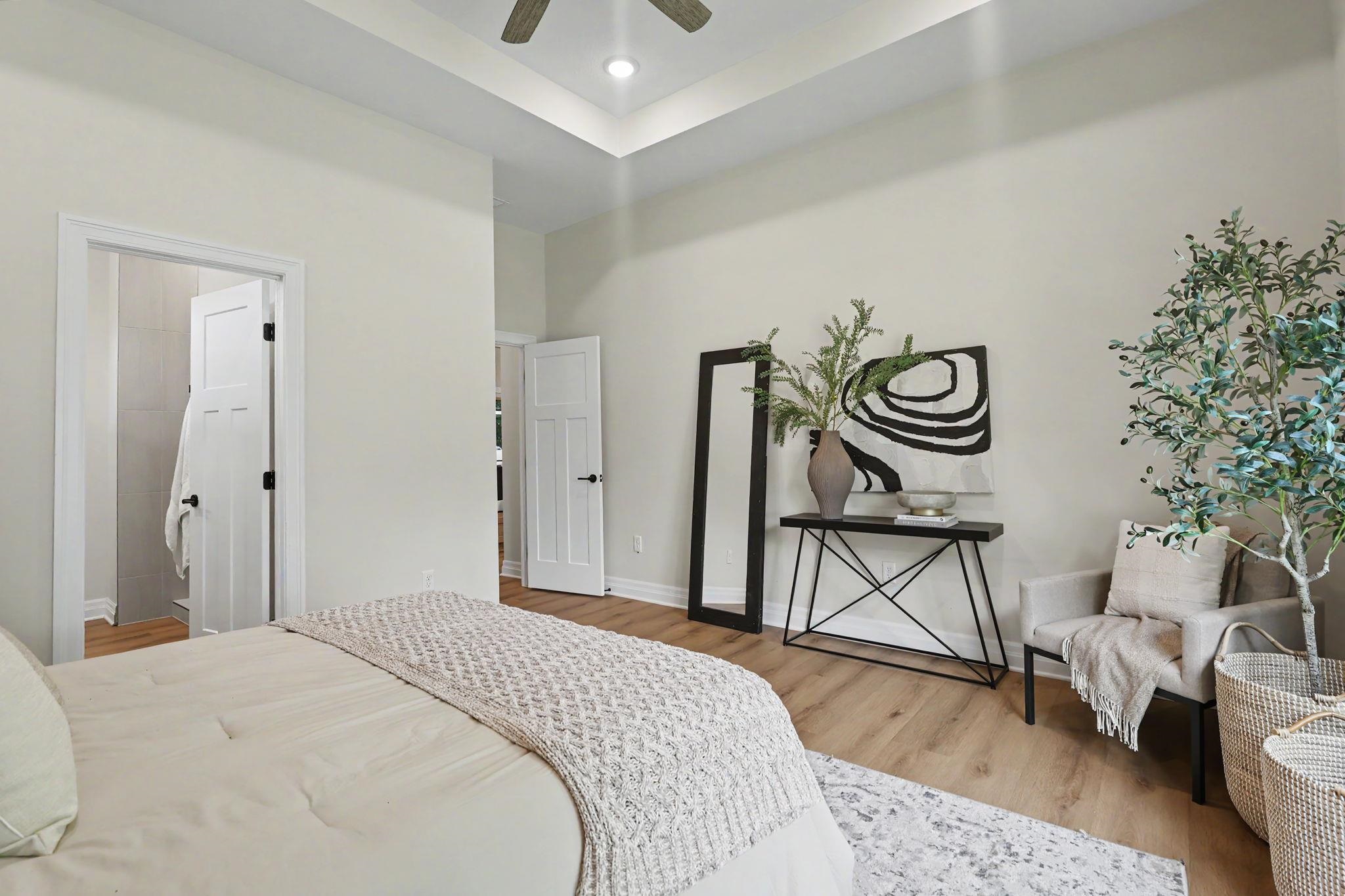 110 S Byron Property Photo 18
