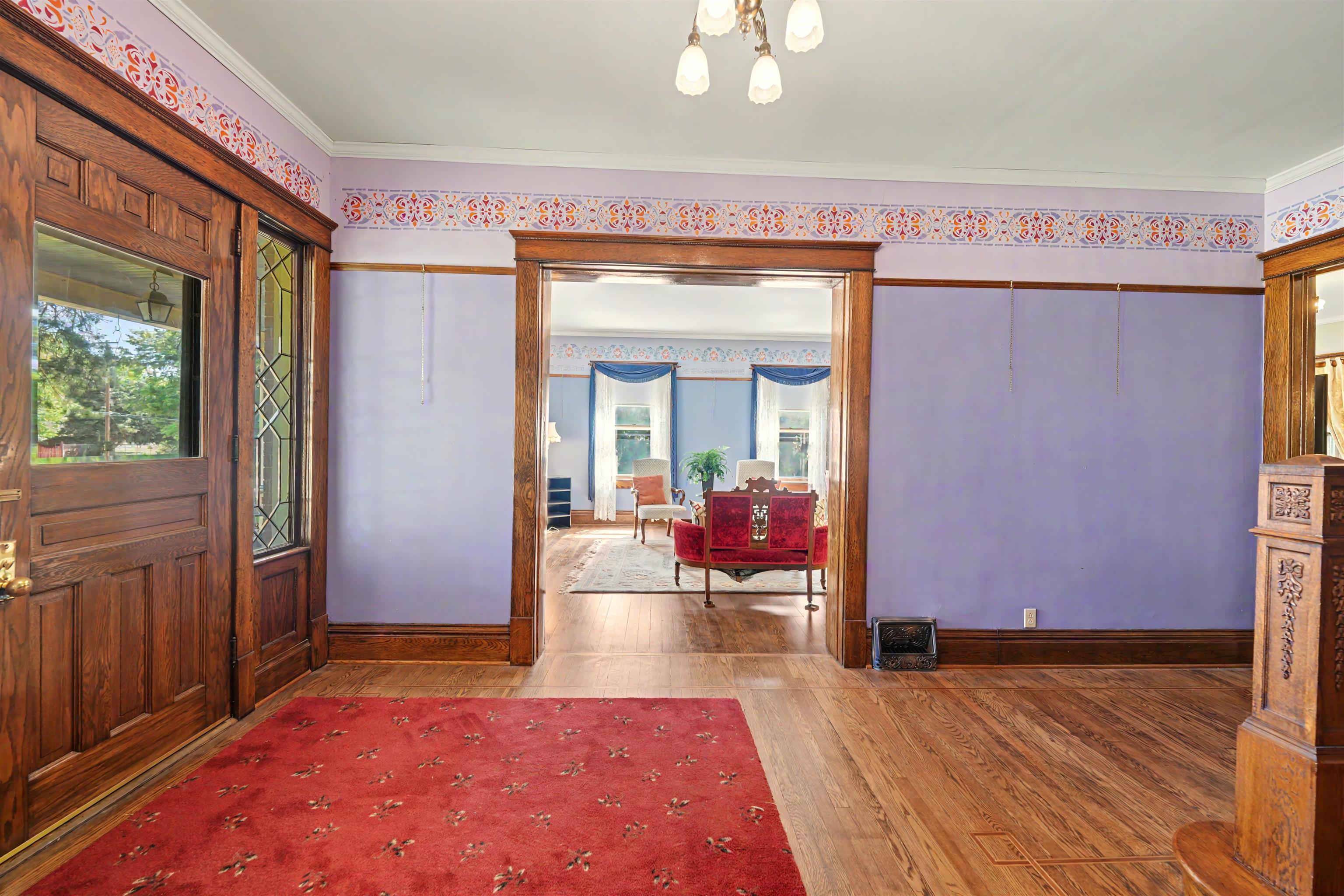 116 E Mill St. Property Photo 7