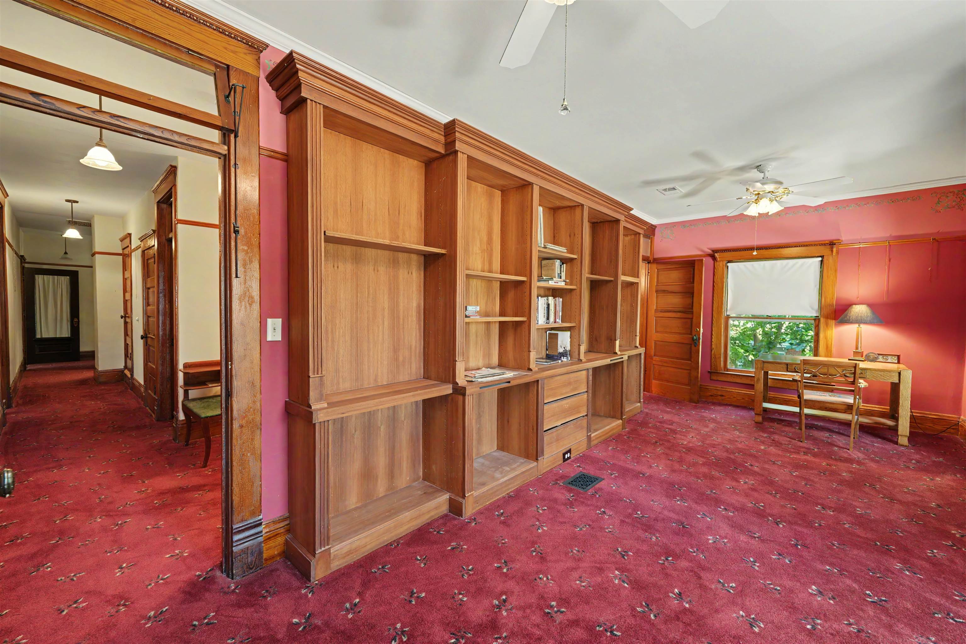 116 E Mill St. Property Photo 25