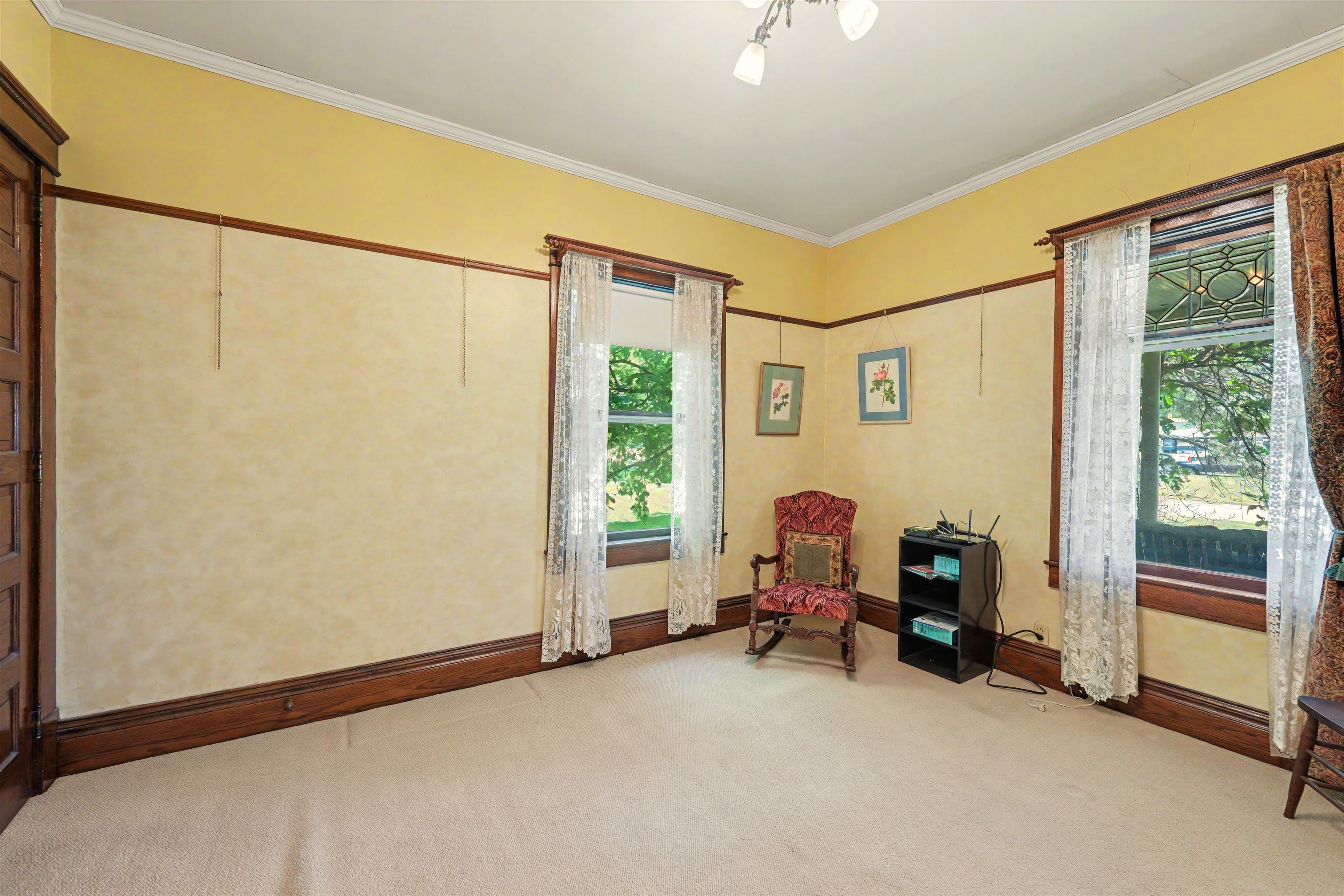 116 E Mill St. Property Photo 26
