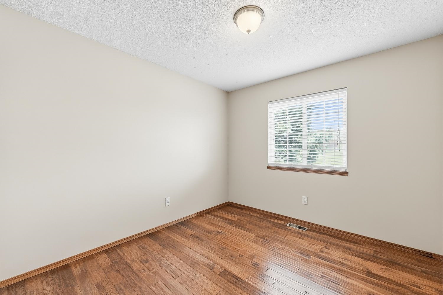 921 S Glenmoor Property Photo 20