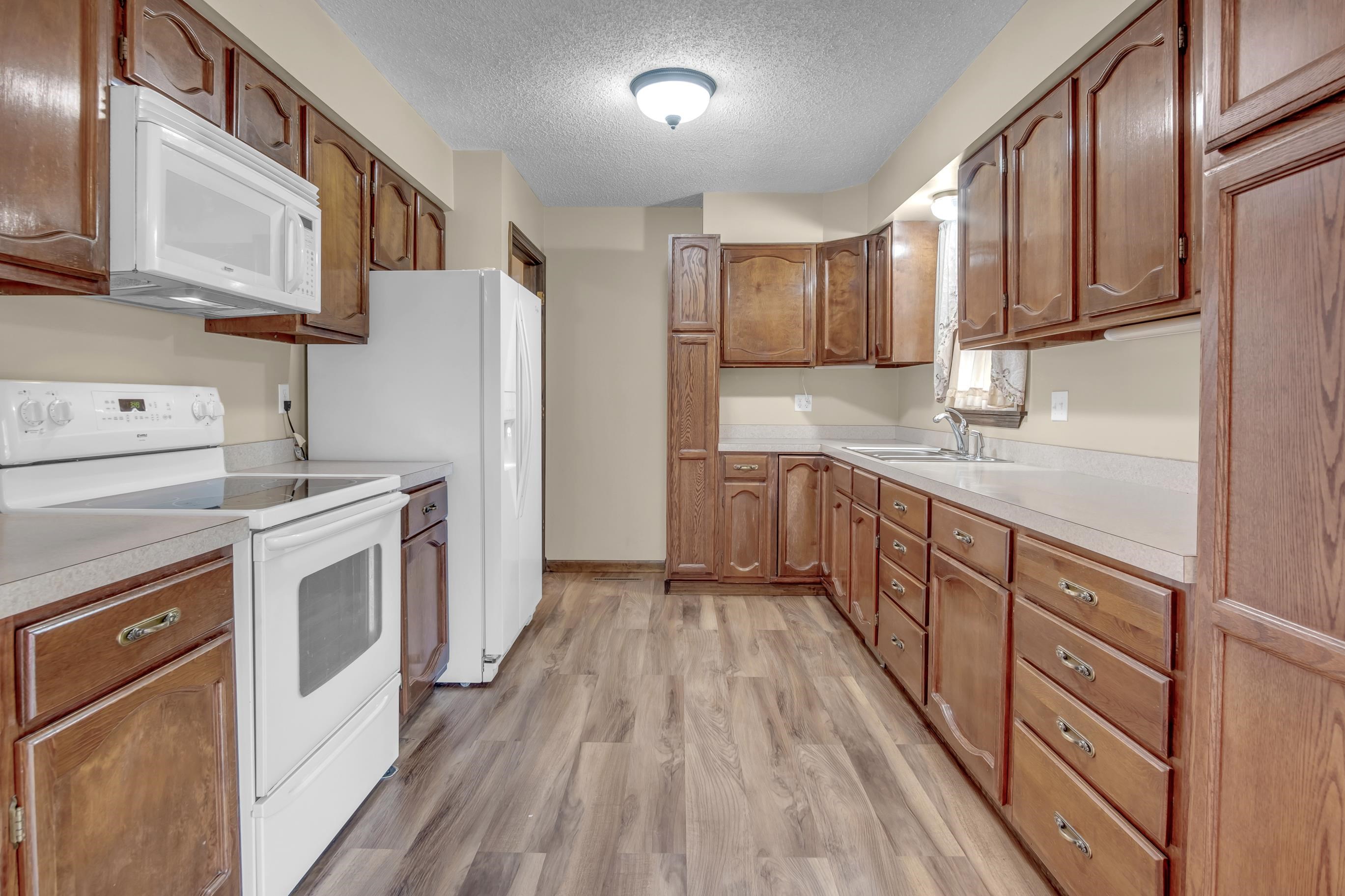 1604 Grandview Ct Property Photo 11