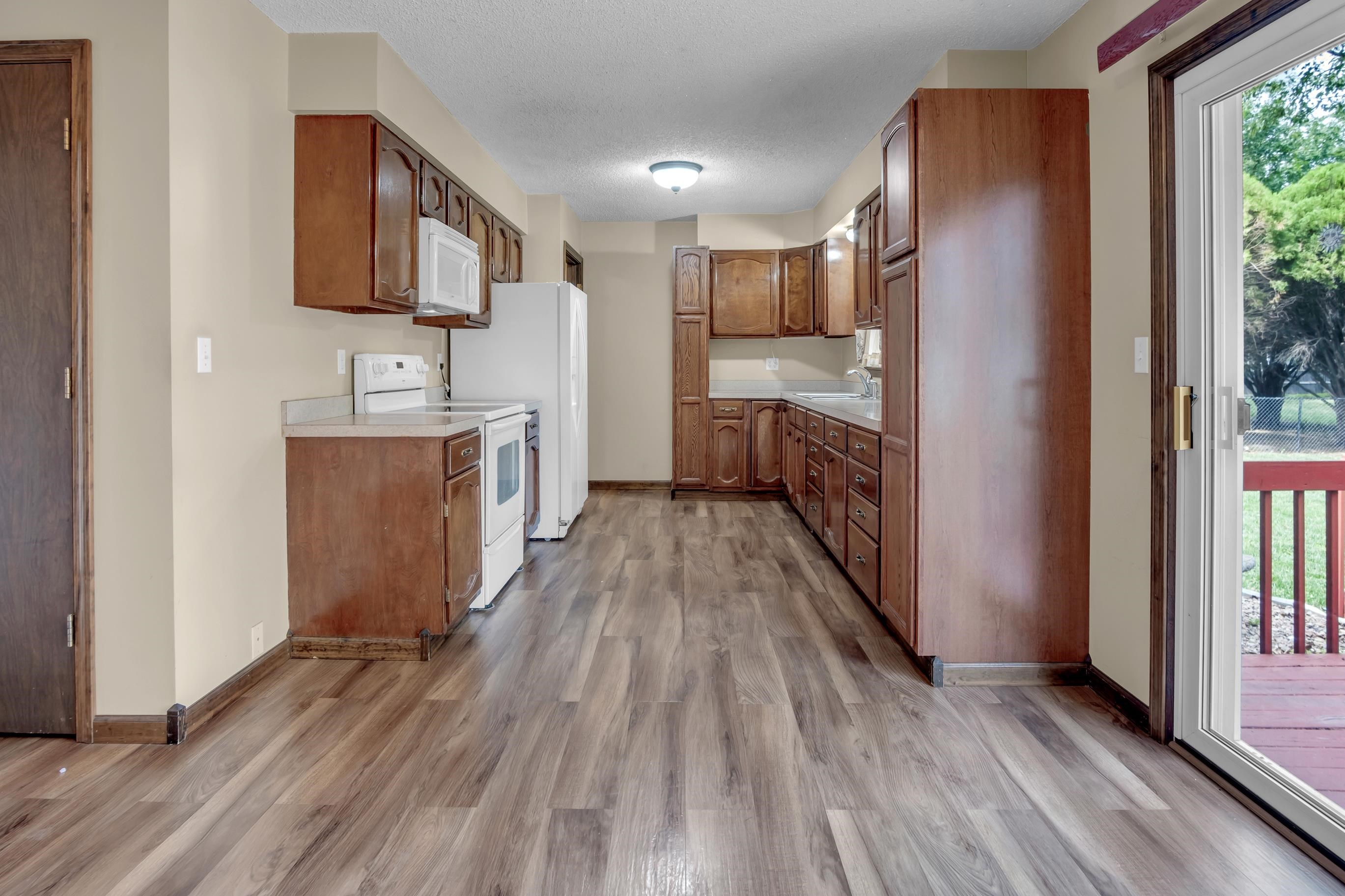 1604 Grandview Ct Property Photo 14