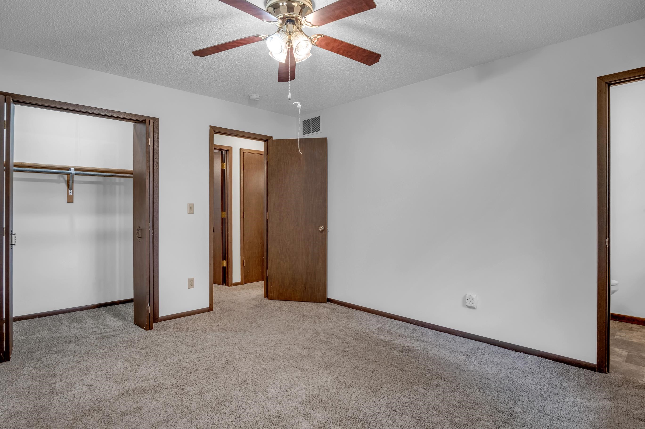 1604 Grandview Ct Property Photo 19