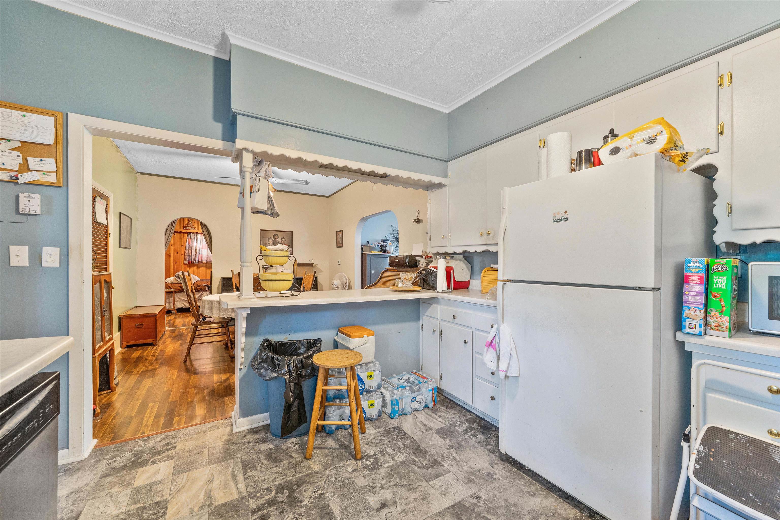 229 S Sedgwick St Property Photo 12