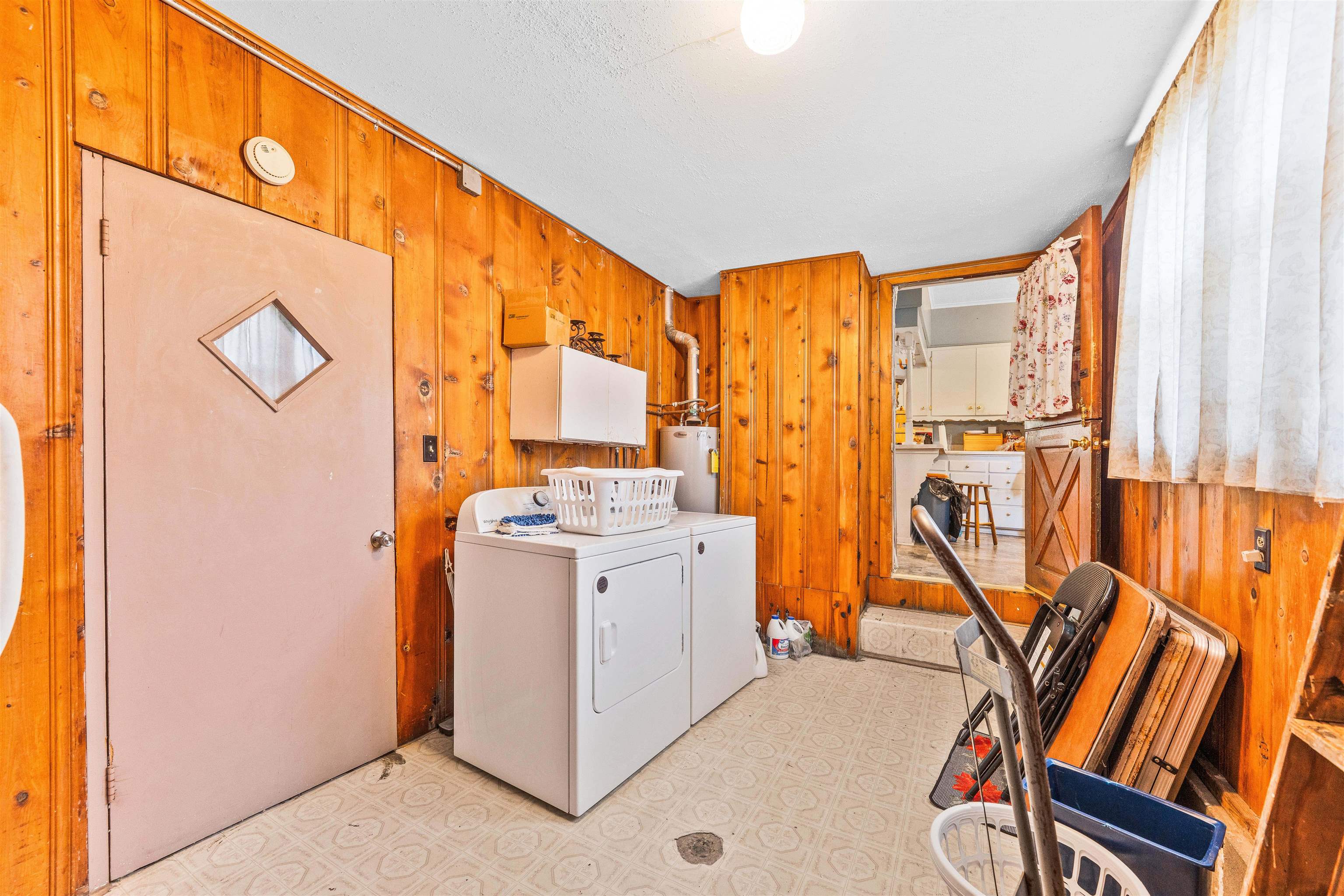 229 S Sedgwick St Property Photo 21