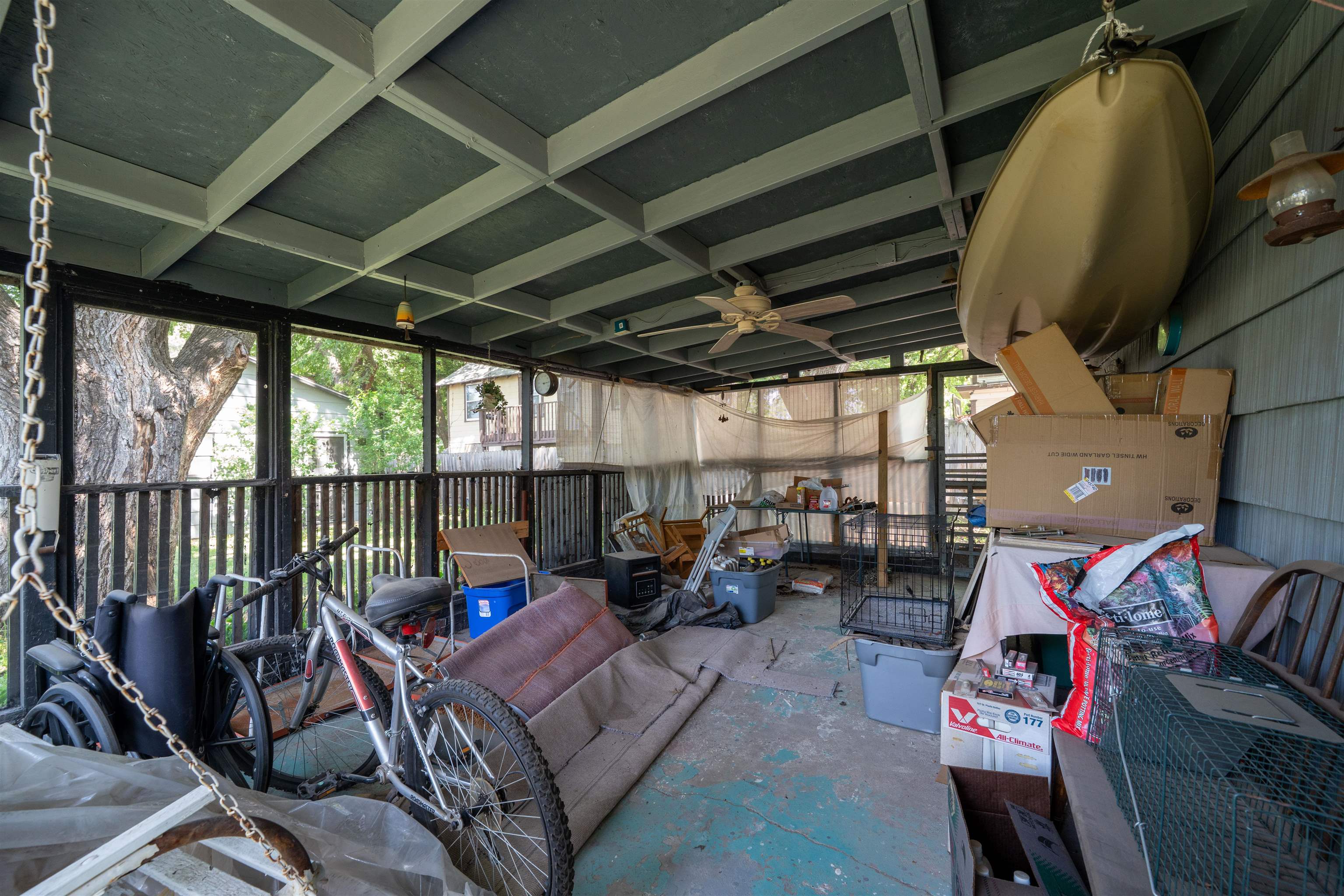229 S Sedgwick St Property Photo 23