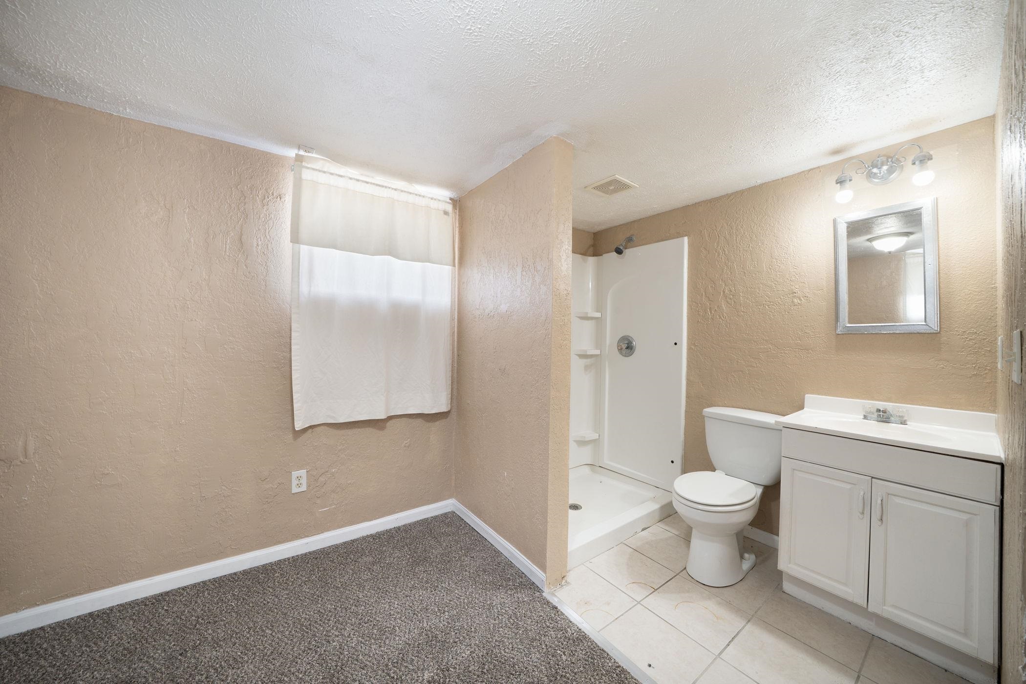 2337 S Glenn Ave Property Photo 14