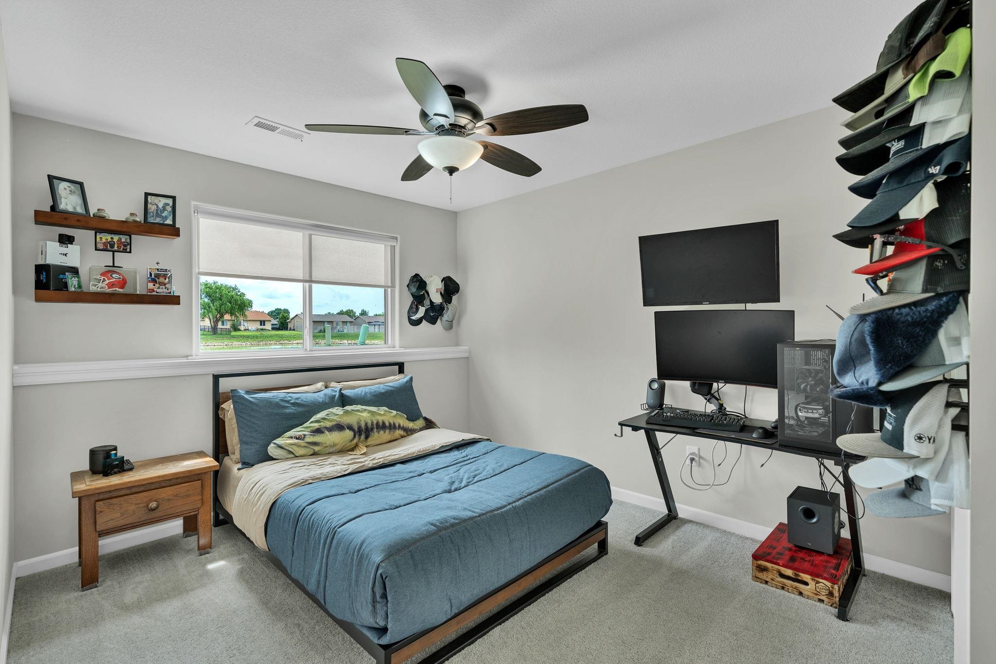 1744 N Kap St Property Photo 26