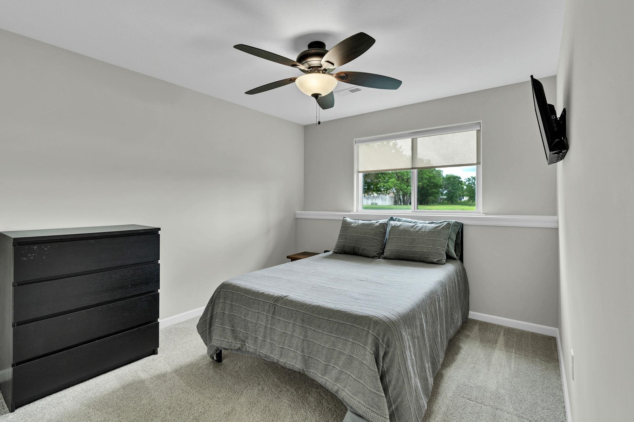 1744 N Kap St Property Photo 28