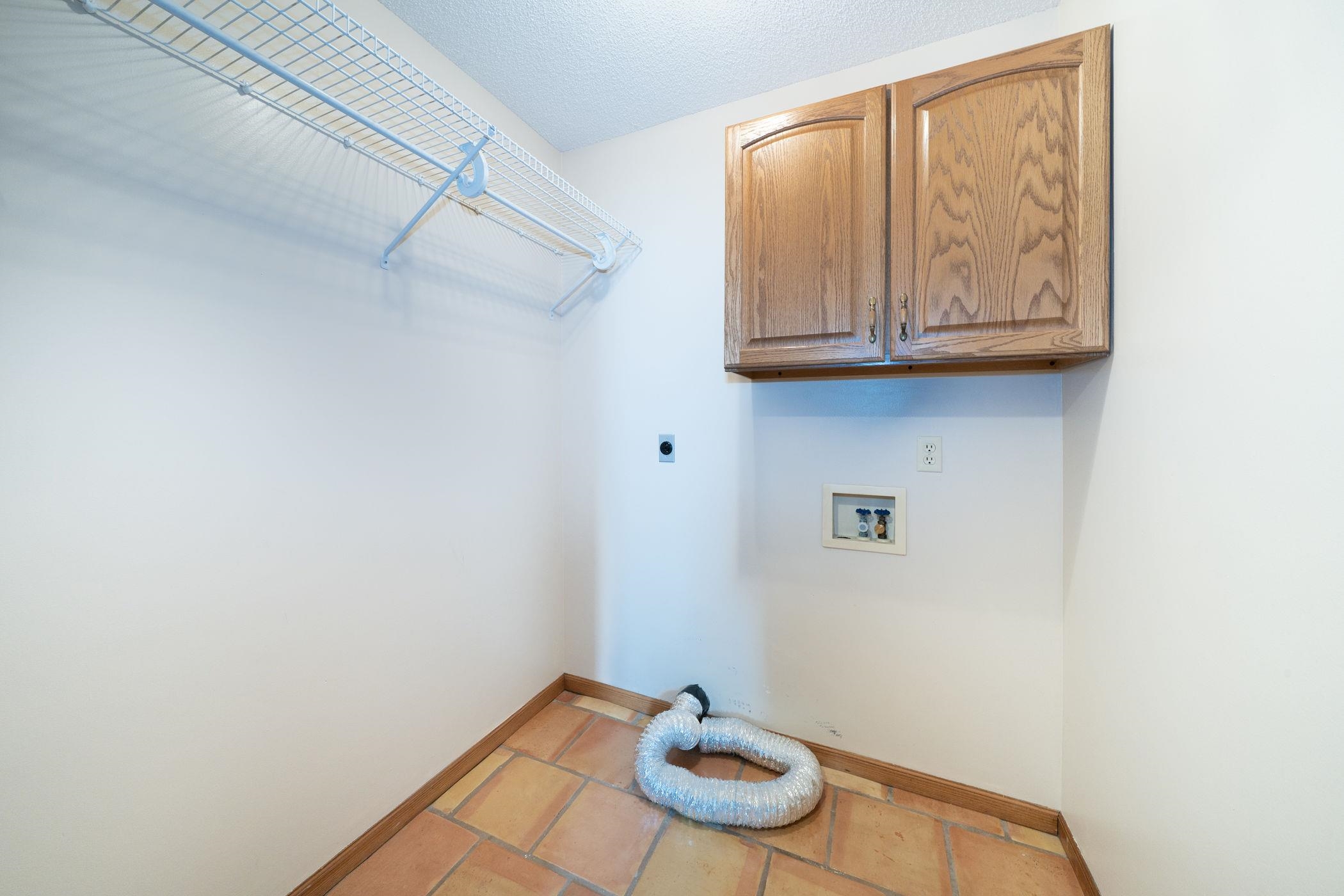 1607 N Woodridge Ct Property Photo 10