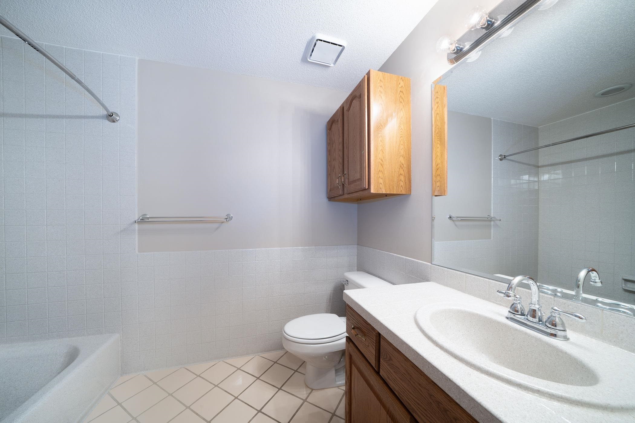 1607 N Woodridge Ct Property Photo 17