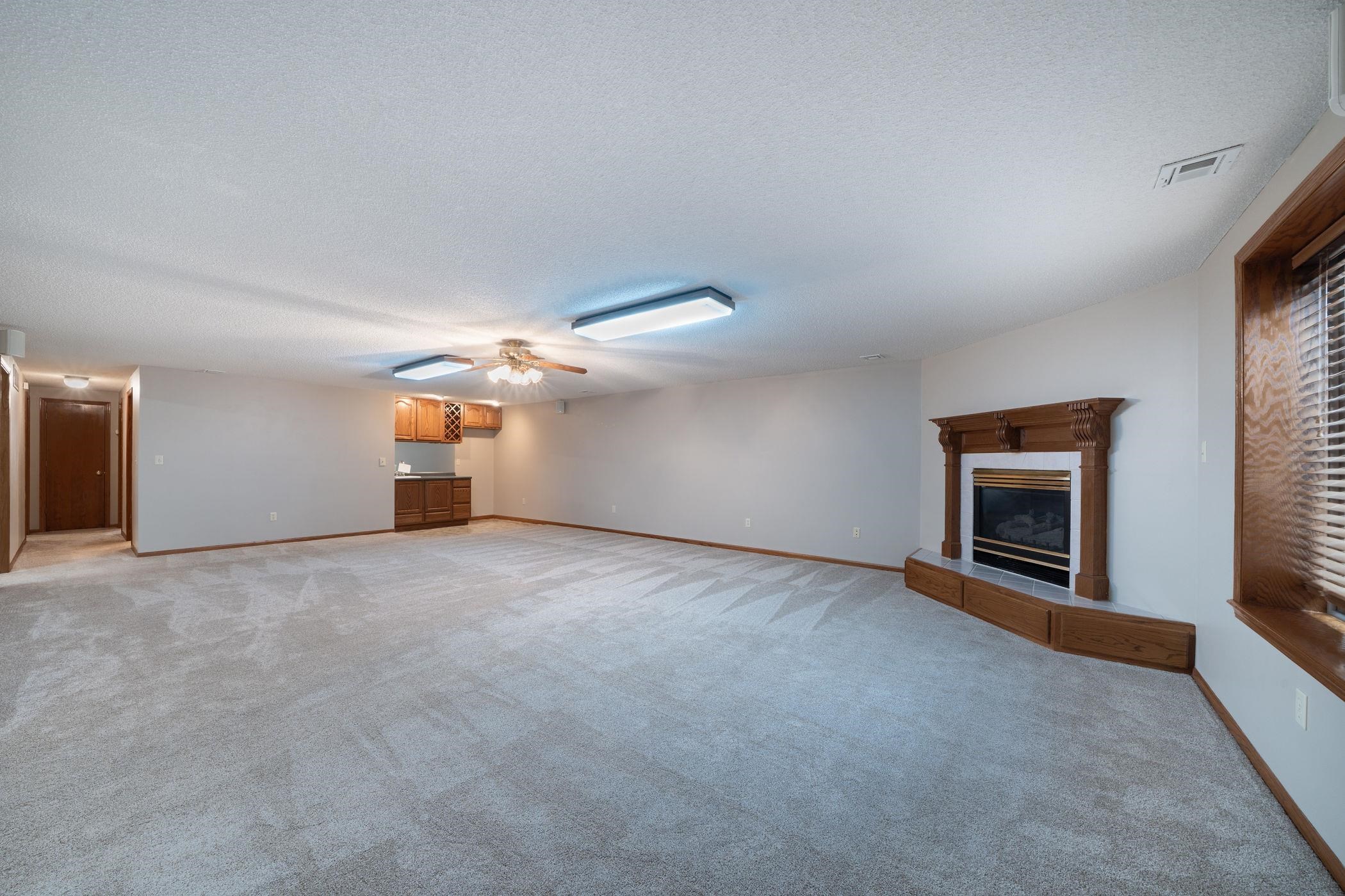 1607 N Woodridge Ct Property Photo 19