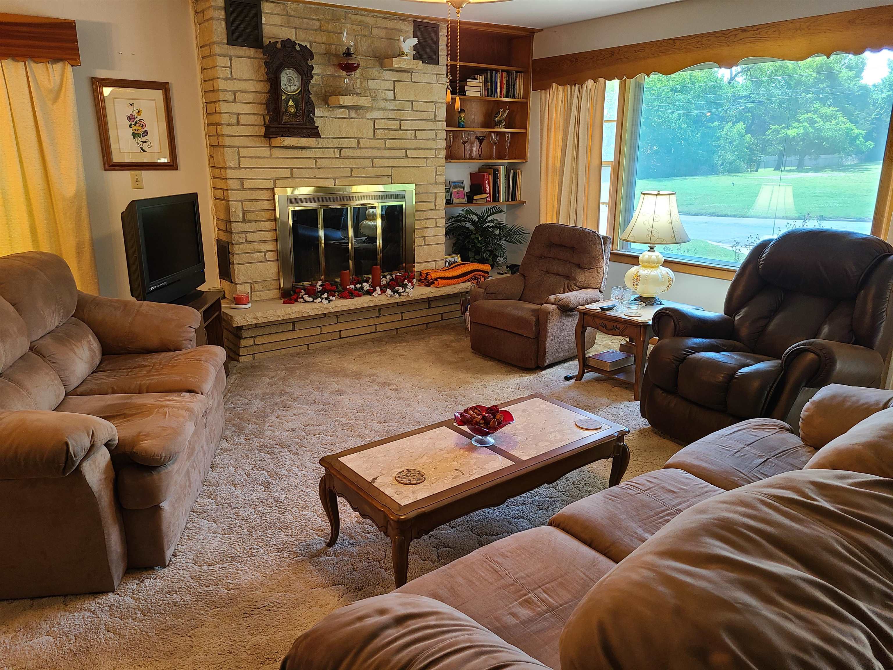 1720 Simpson Property Photo 7