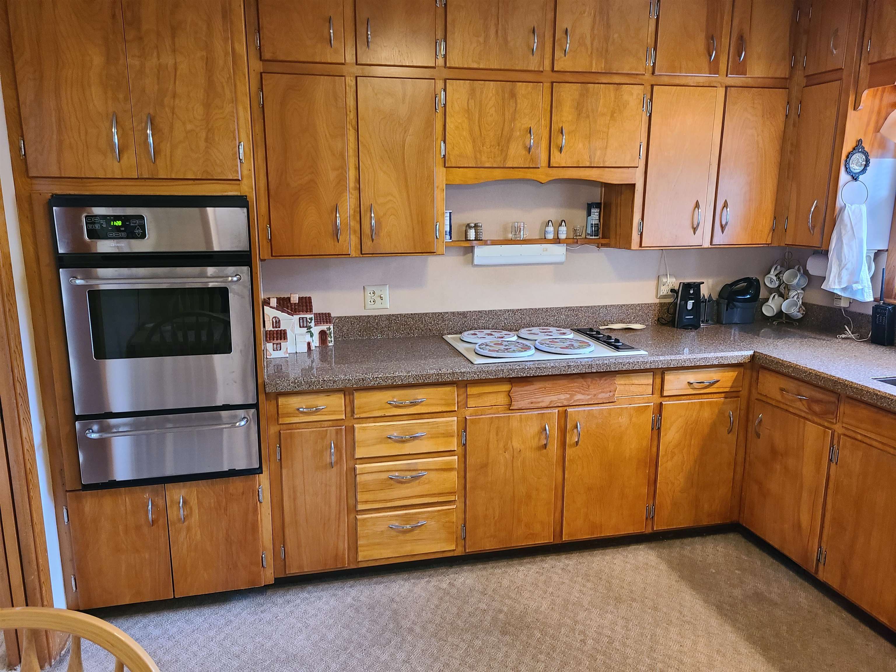 1720 Simpson Property Photo 12