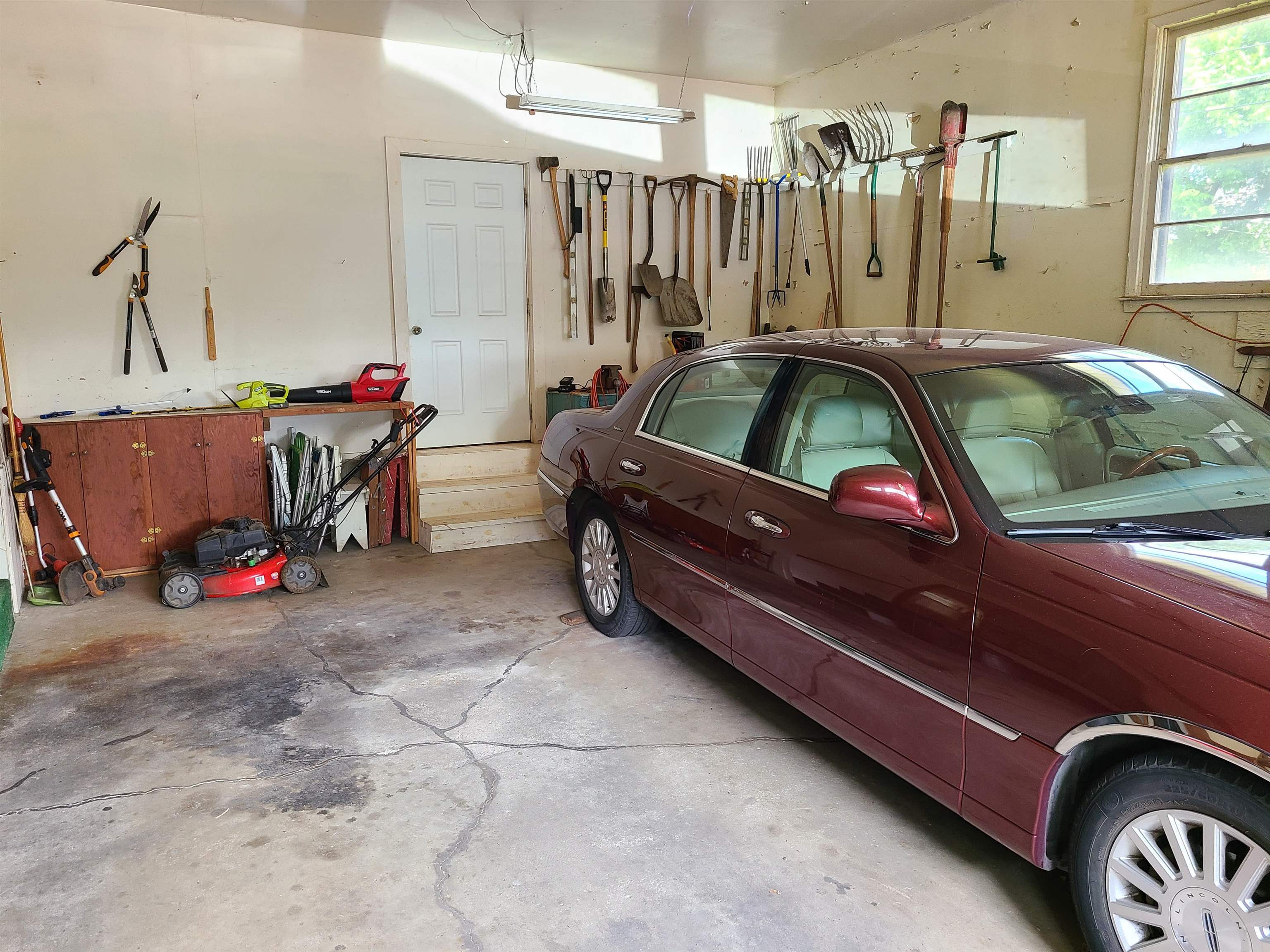1720 Simpson Property Photo 27