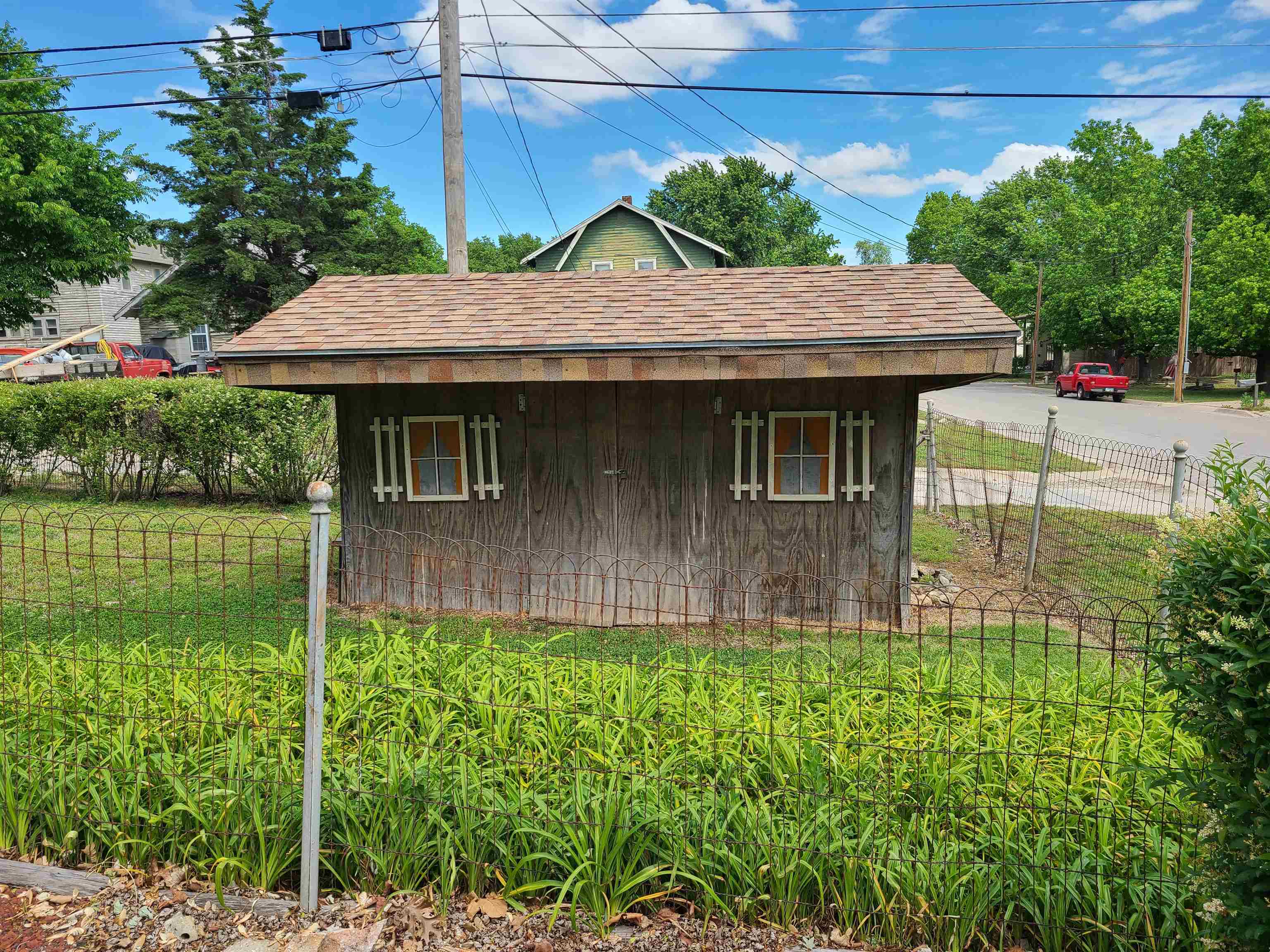 1720 Simpson Property Photo 32