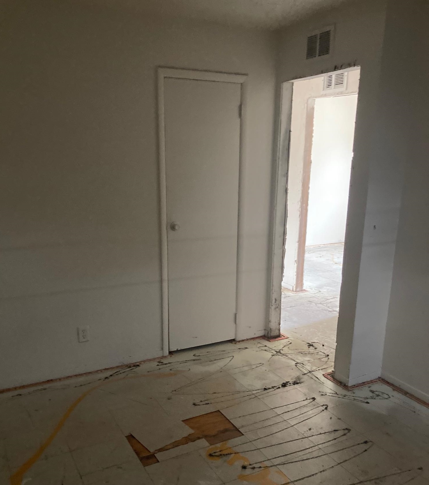 1608 E Delmar Property Photo 9