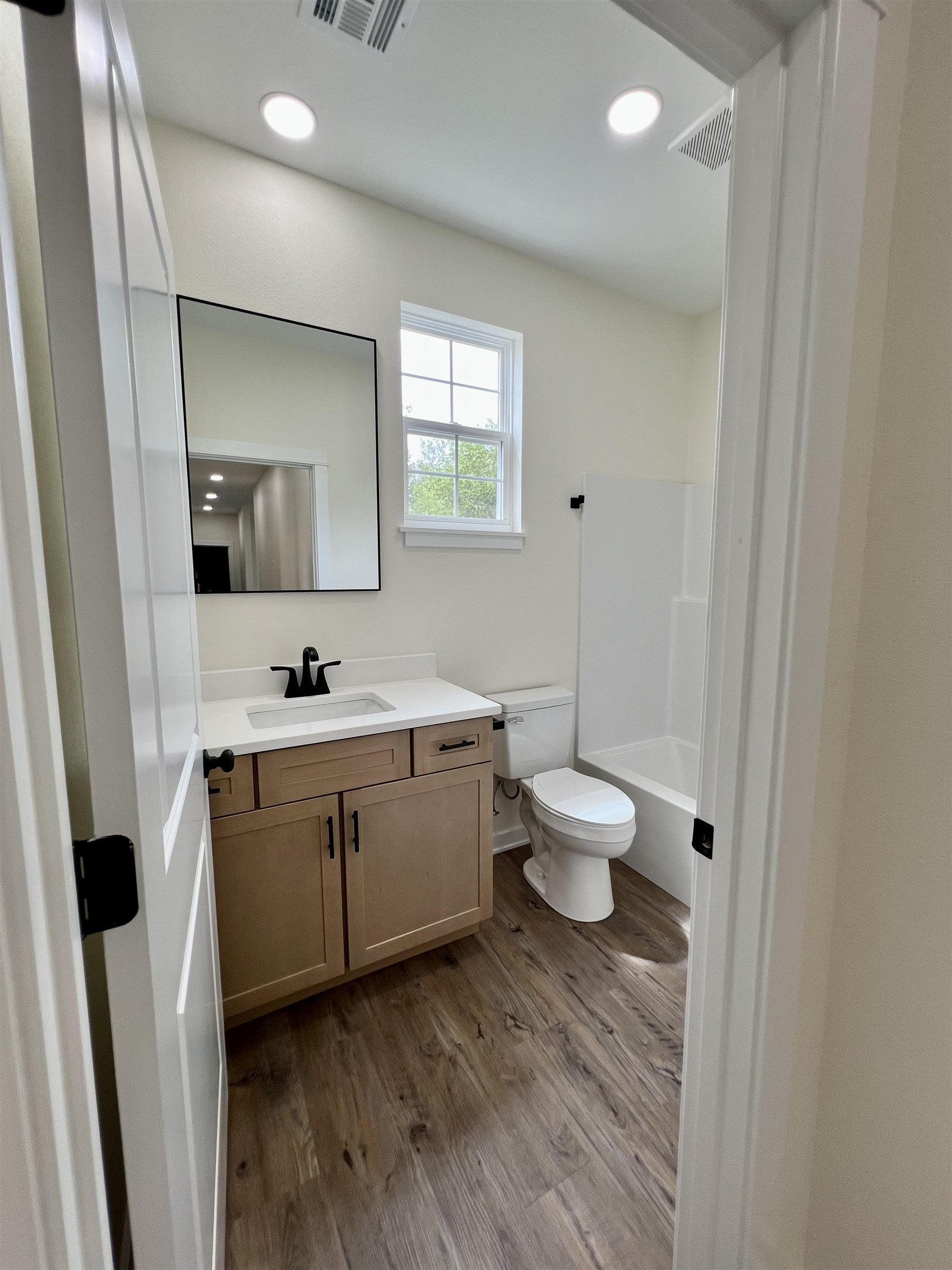 208 Castle Pines Dr Property Photo 21