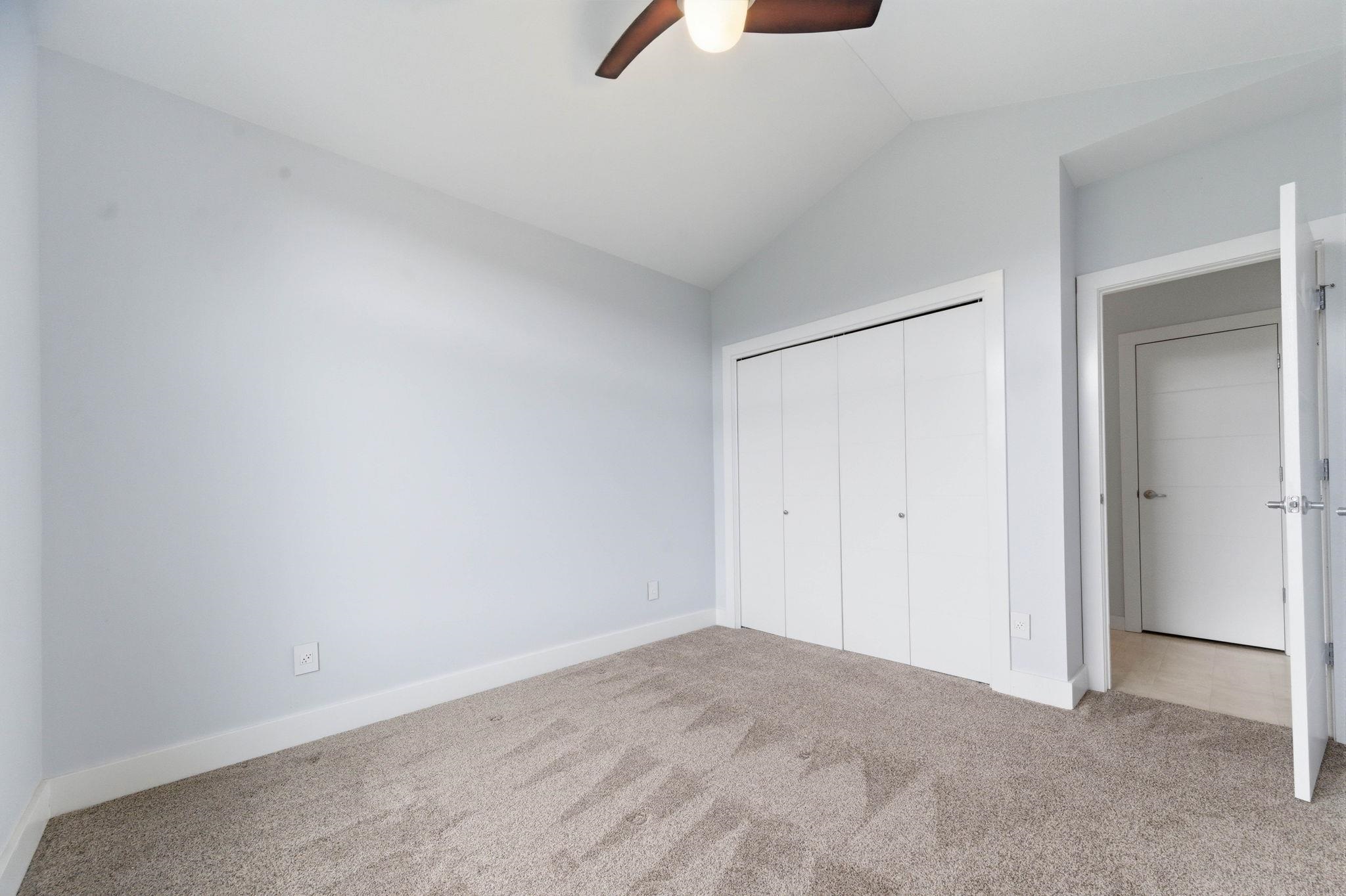 1418 S Alden St Property Photo 20