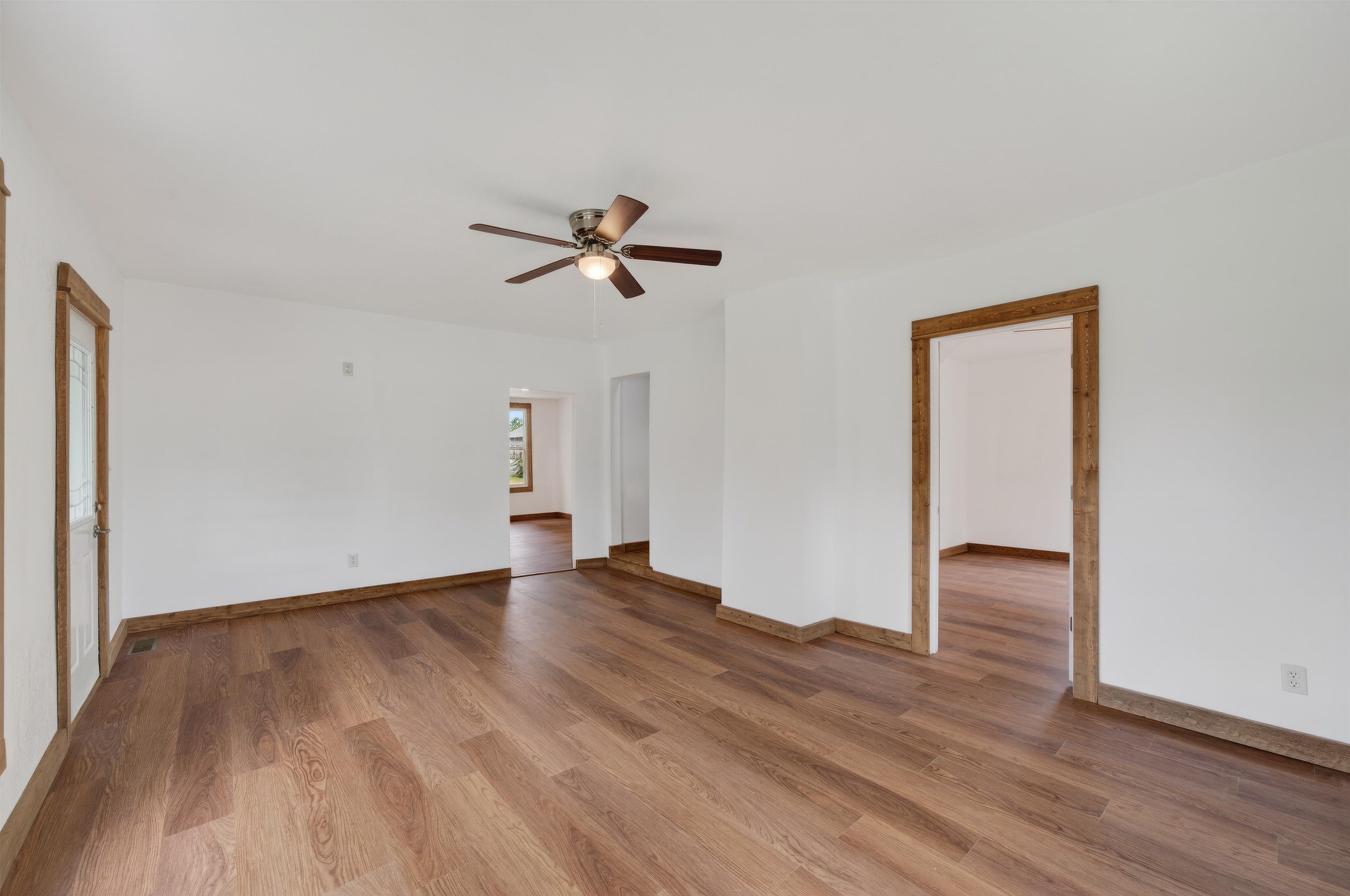 109 N Illinois Property Photo 5
