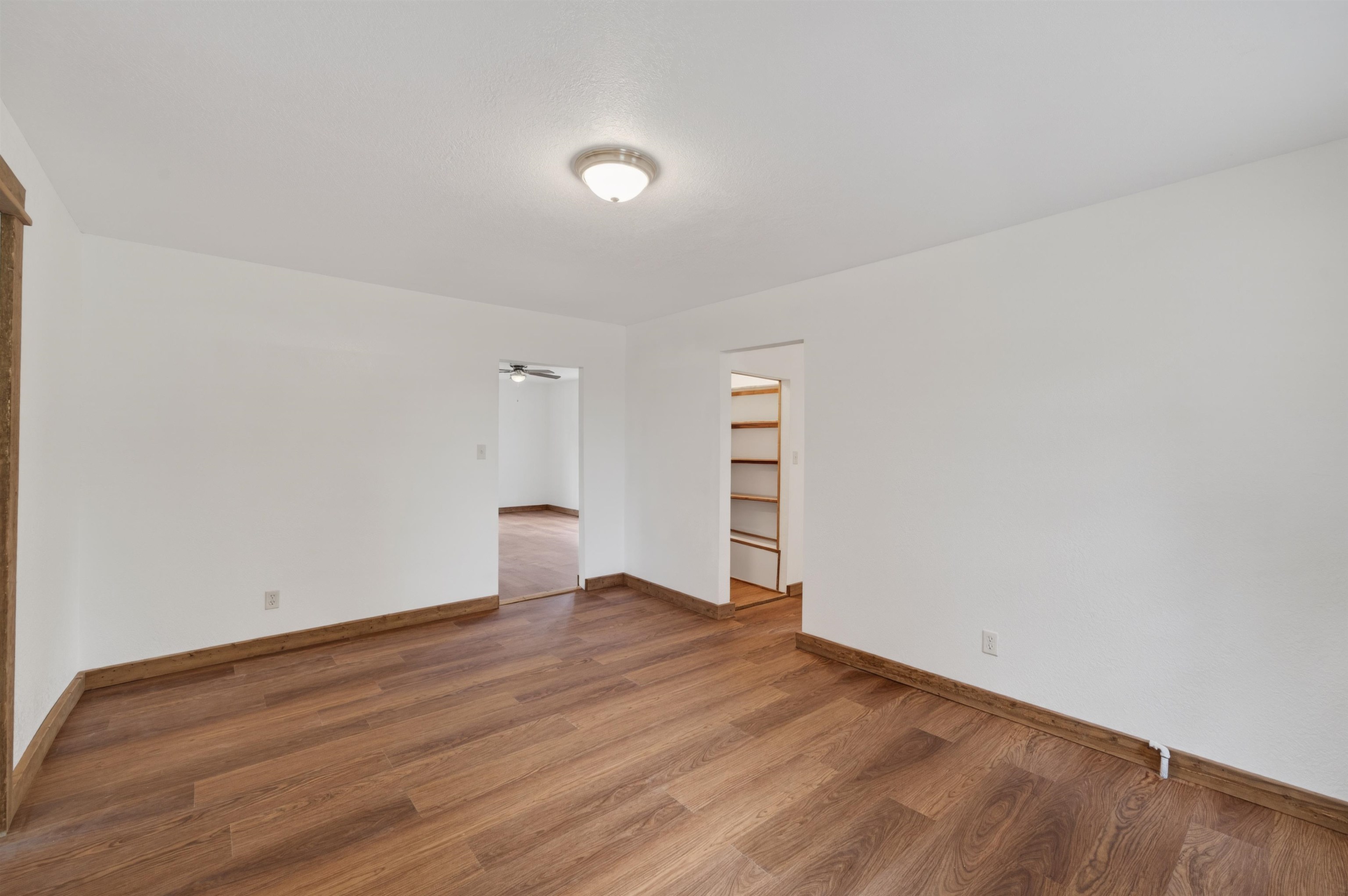 109 N Illinois Property Photo 12