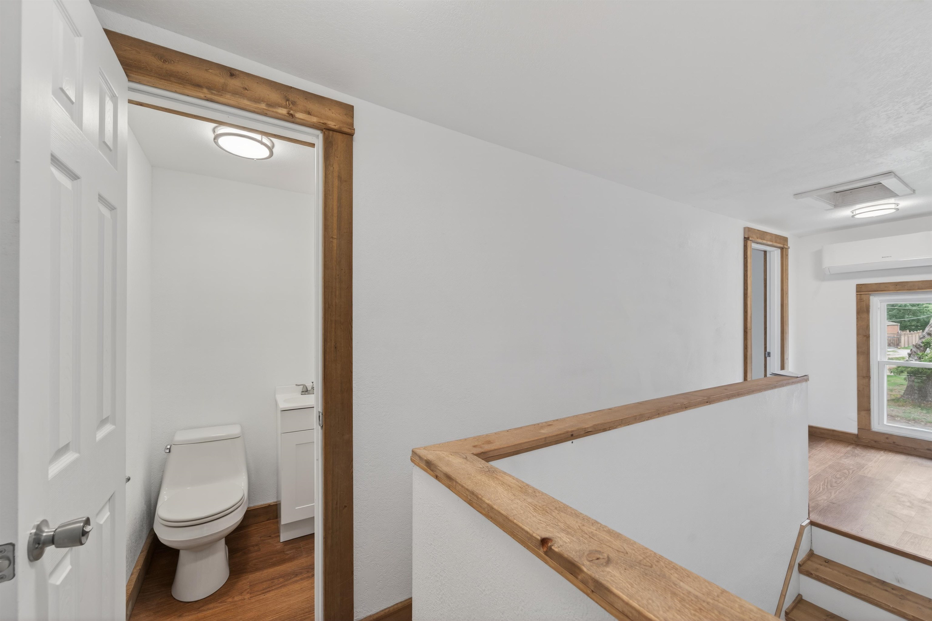 109 N Illinois Property Photo 23