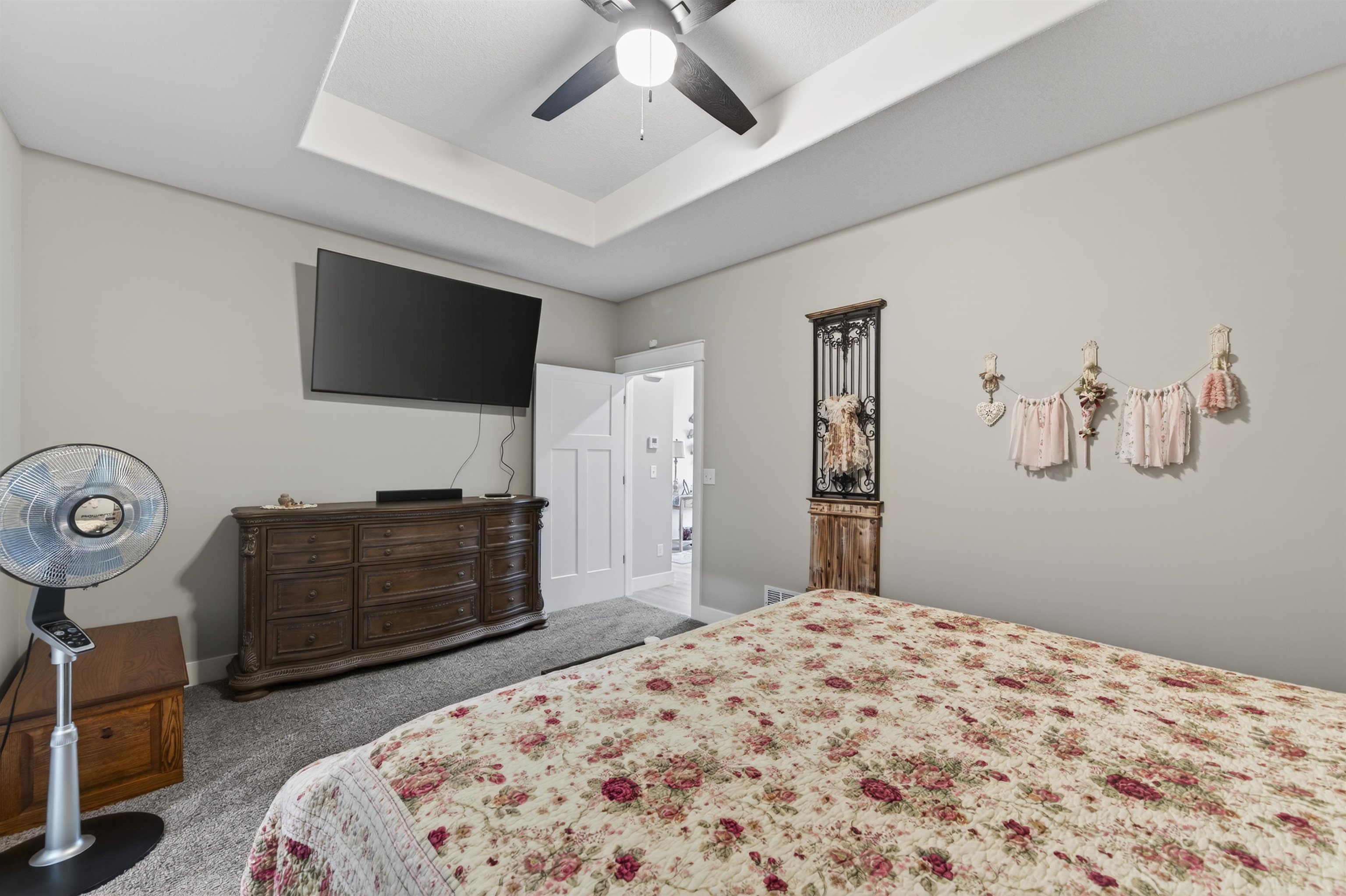 1265 E Park Glen Property Photo 22