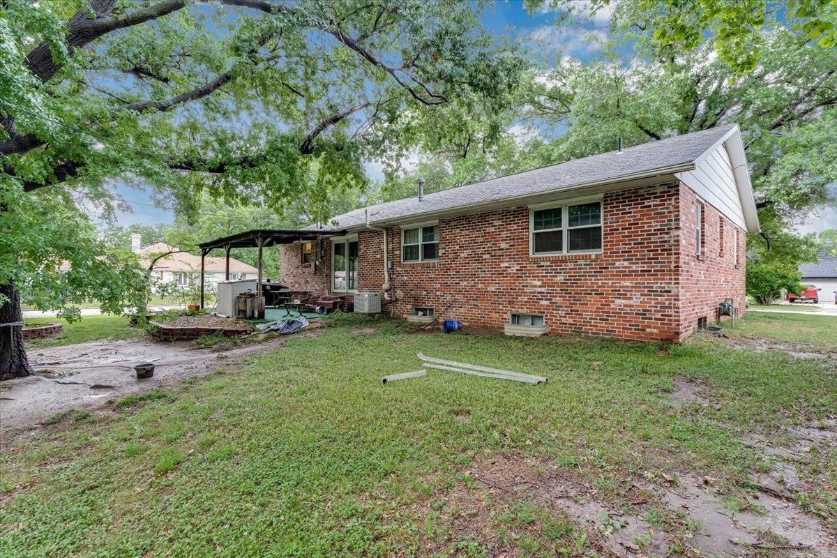 1603 Mound St. Property Photo 29