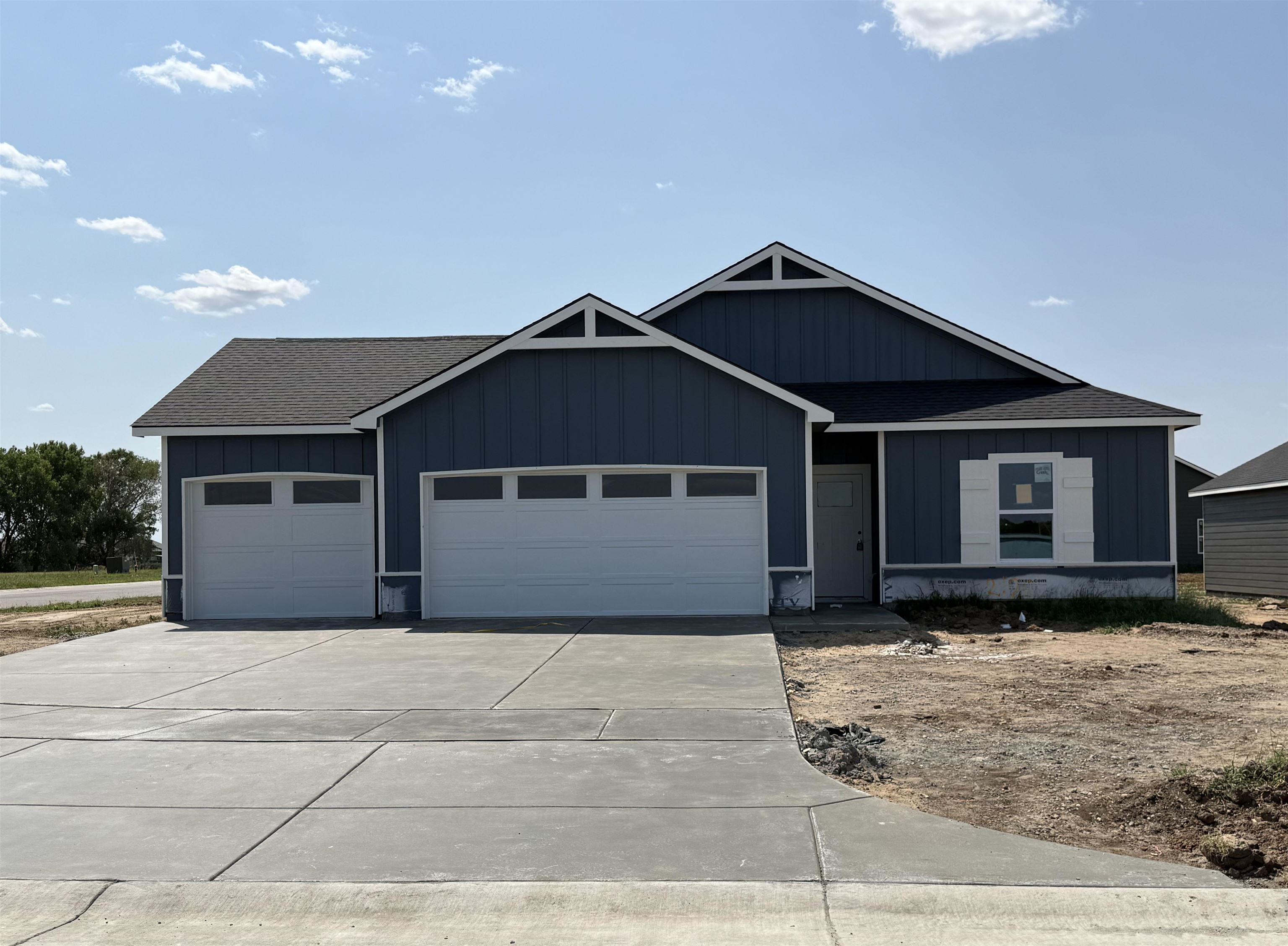 2120 S Colt Pl Property Photo 1
