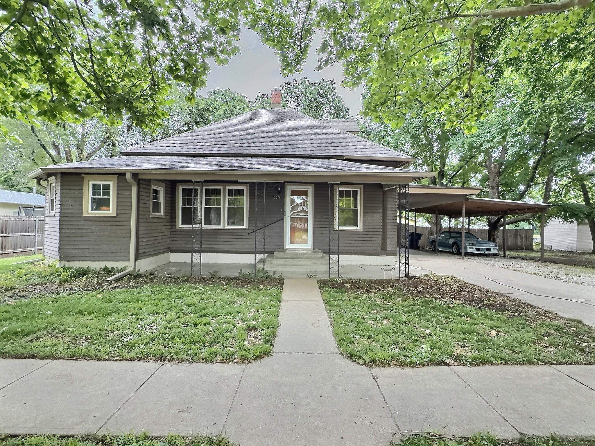 220 S Church Property Photo 1