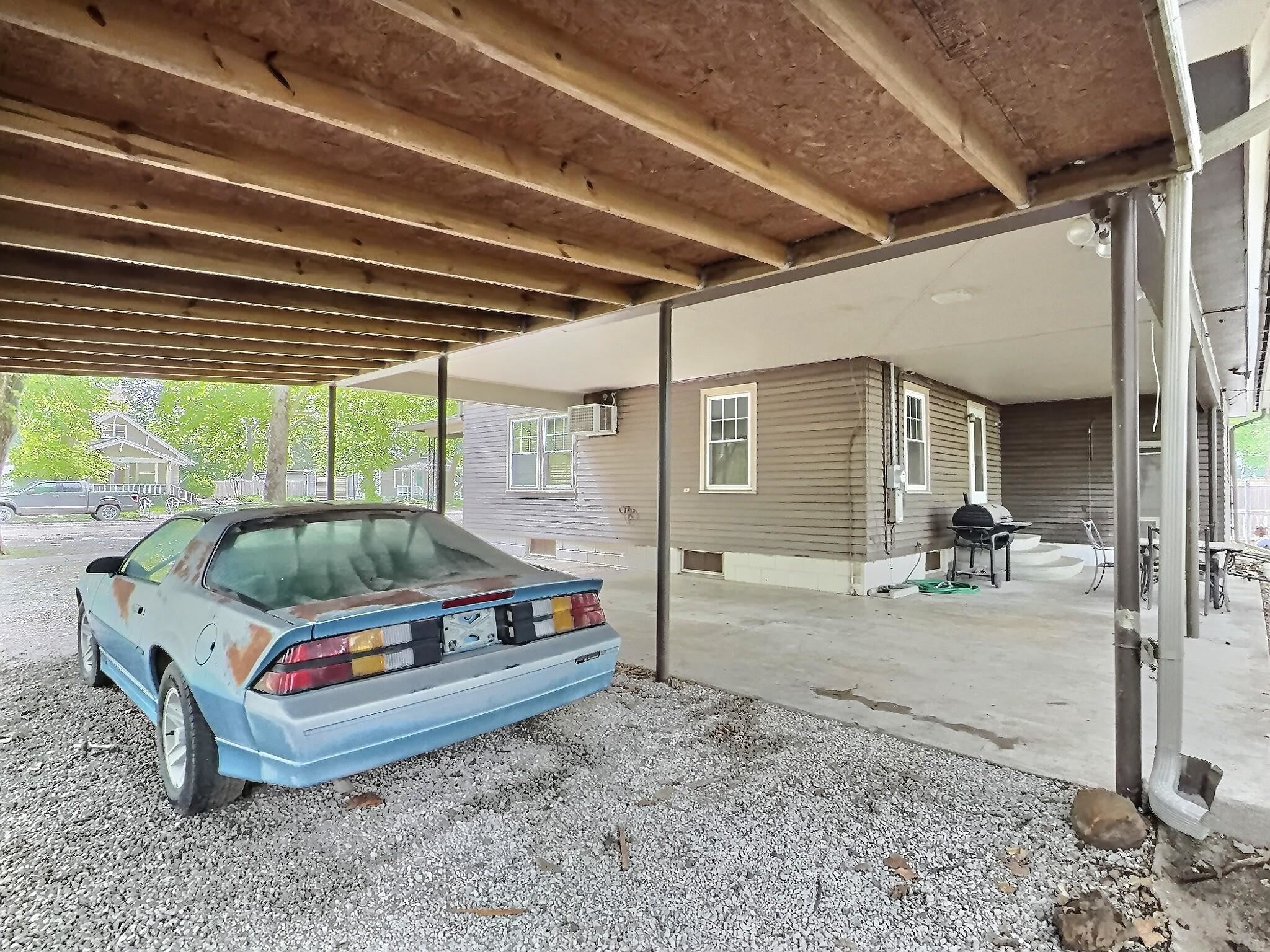 220 S Church Property Photo 27