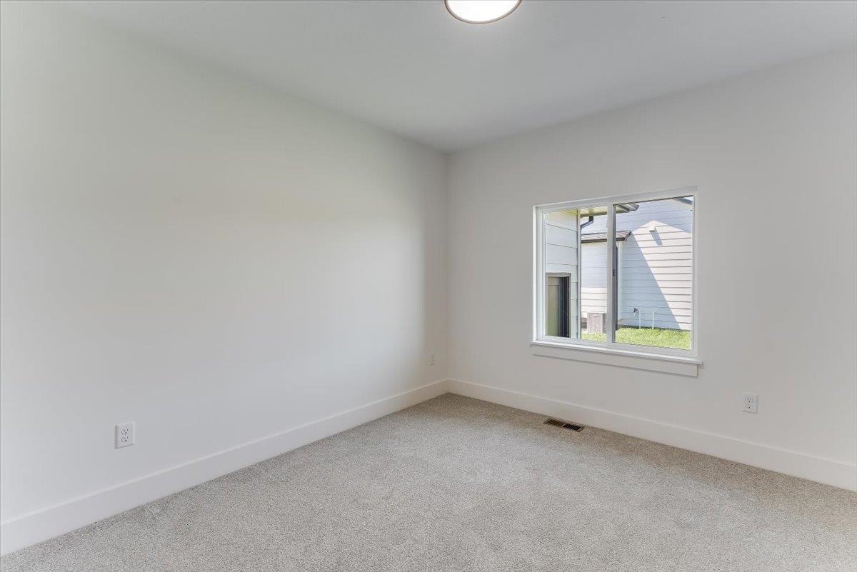 8992 E Bradford St Property Photo 15