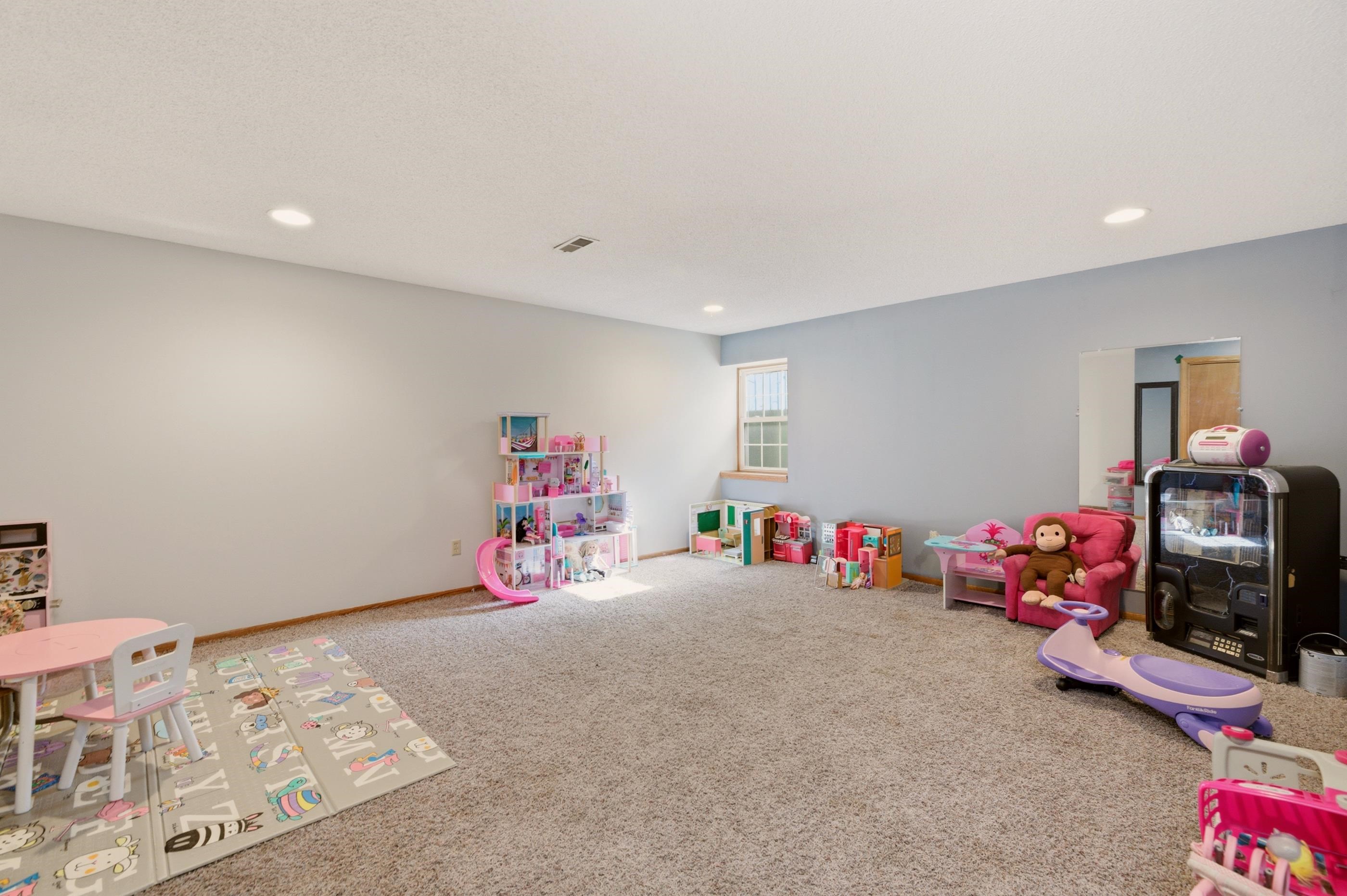 11 N Hopper Ct Property Photo 32