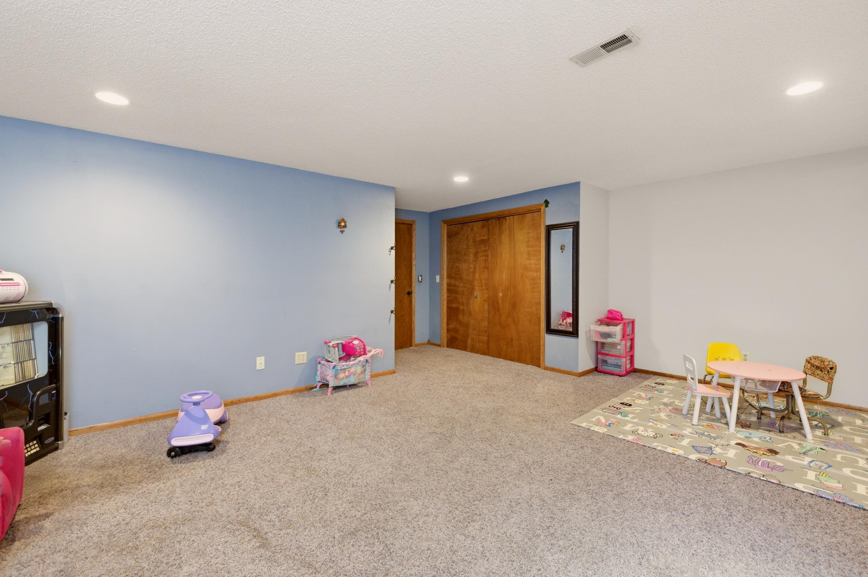 11 N Hopper Ct Property Photo 33