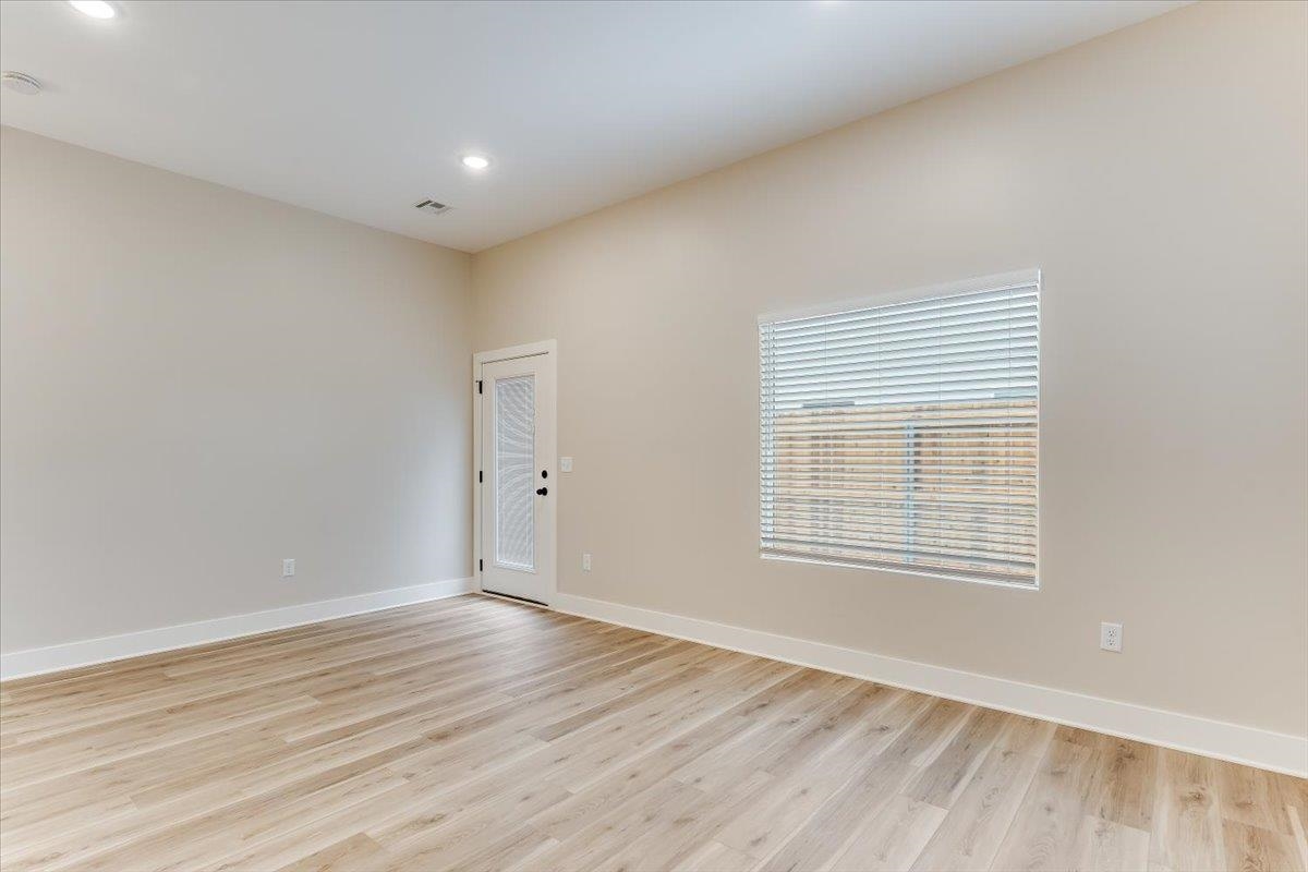 17018 W Lawson St Property Photo 5