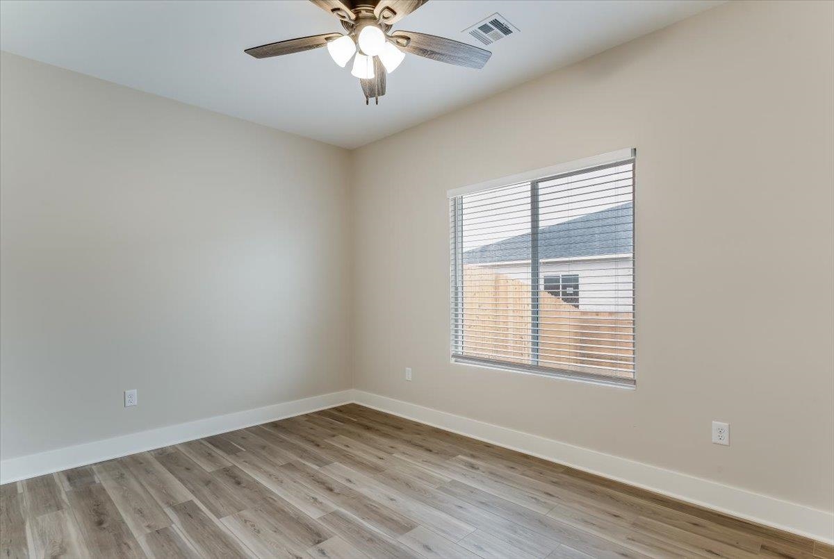 17018 W Lawson St Property Photo 12