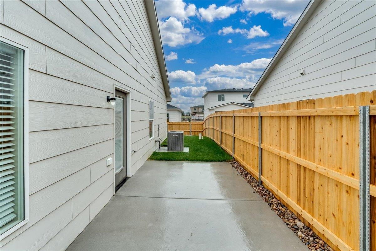 17018 W Lawson St Property Photo 31