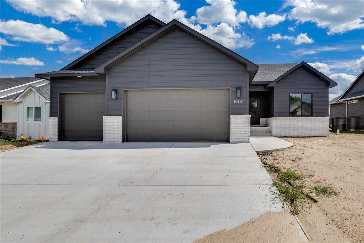 10411 W Graber Cir. Property Photo 1