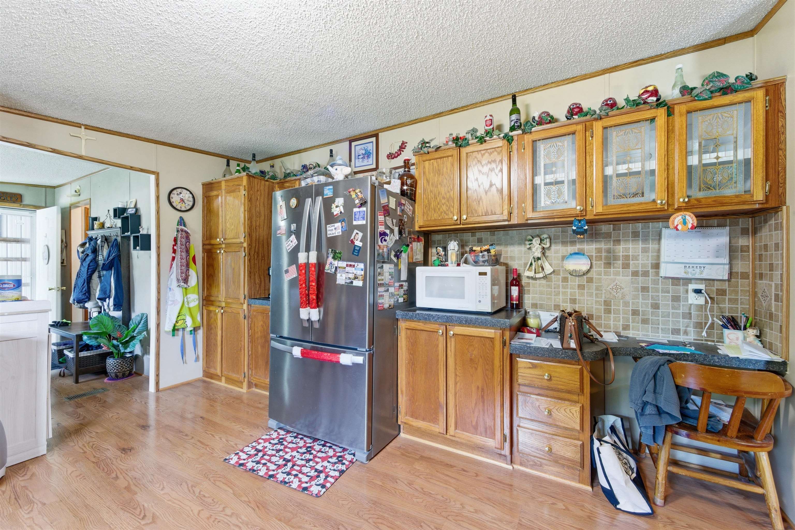 717 E 3rd Property Photo 3