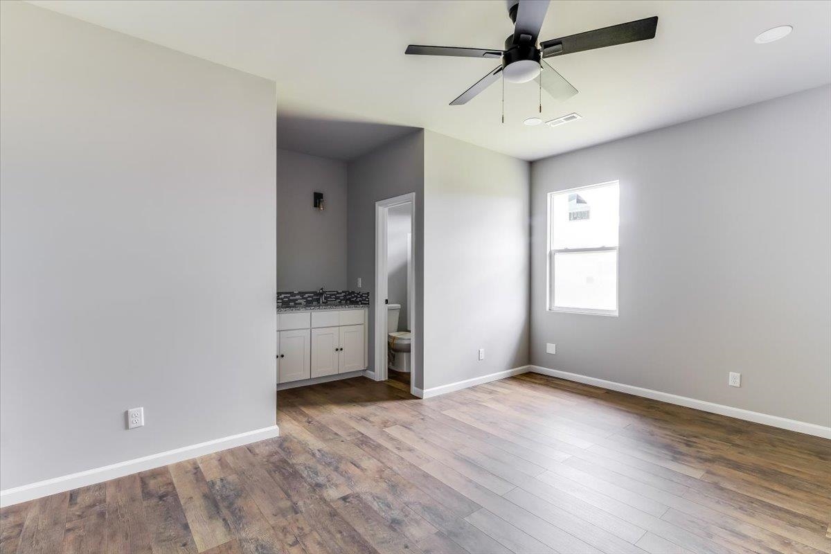 720 N Redbud Ave Property Photo 18