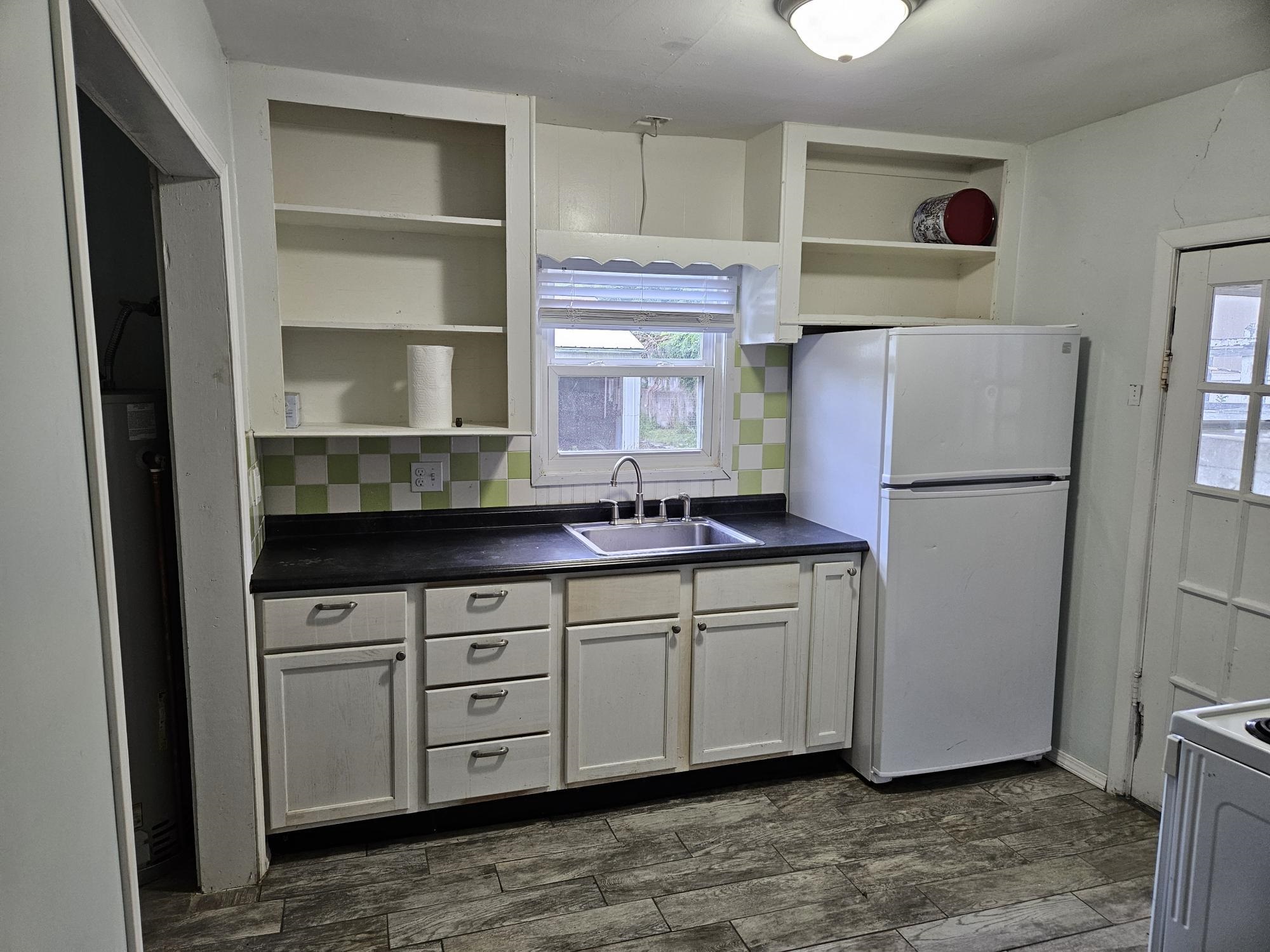 1510 Olive Property Photo 3